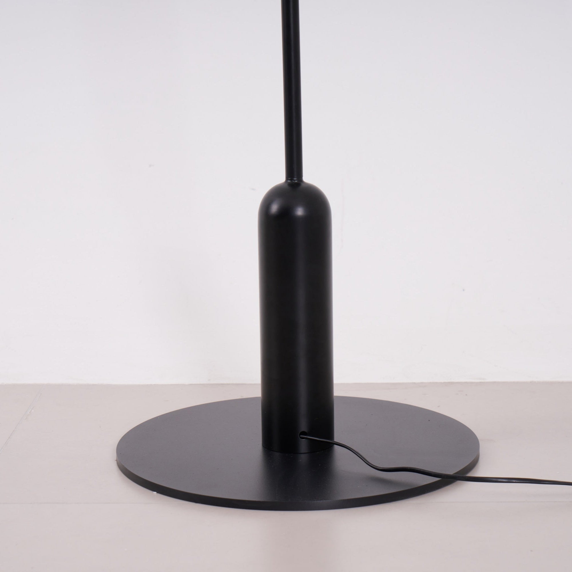 Zilito Floor Lamp