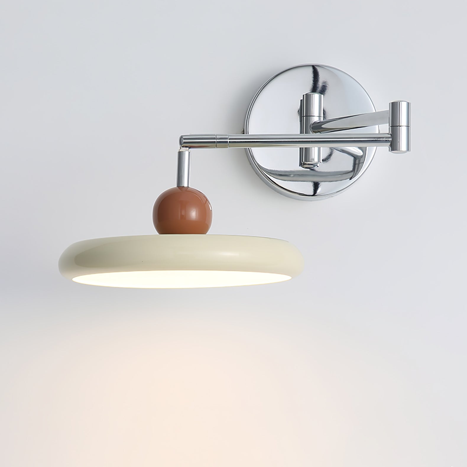 Laslon Wall Light
