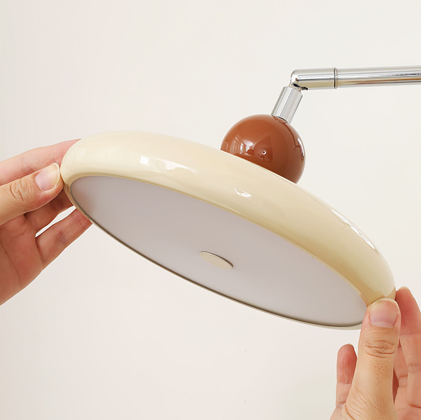 Laslon Wall Light
