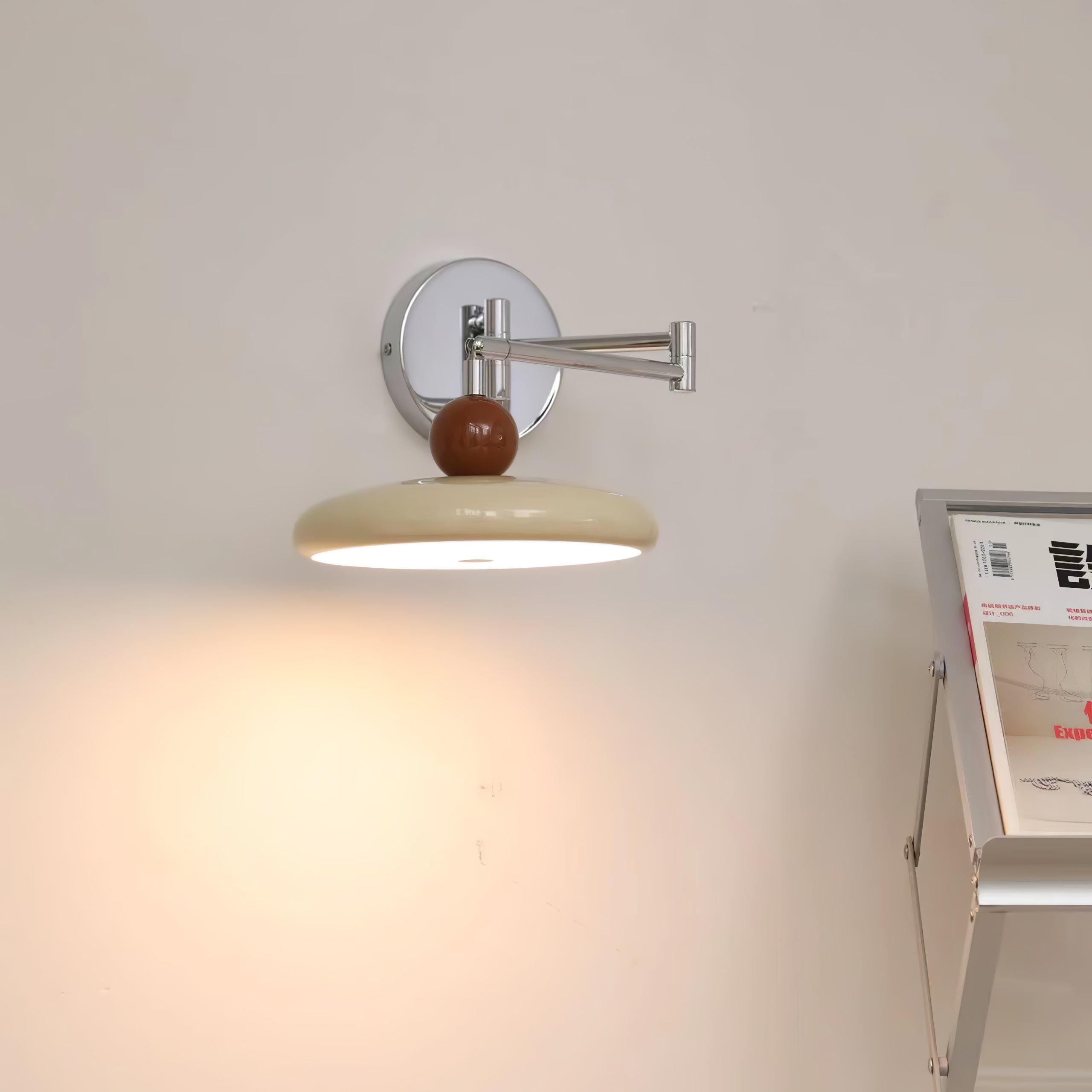 Laslon Wall Light
