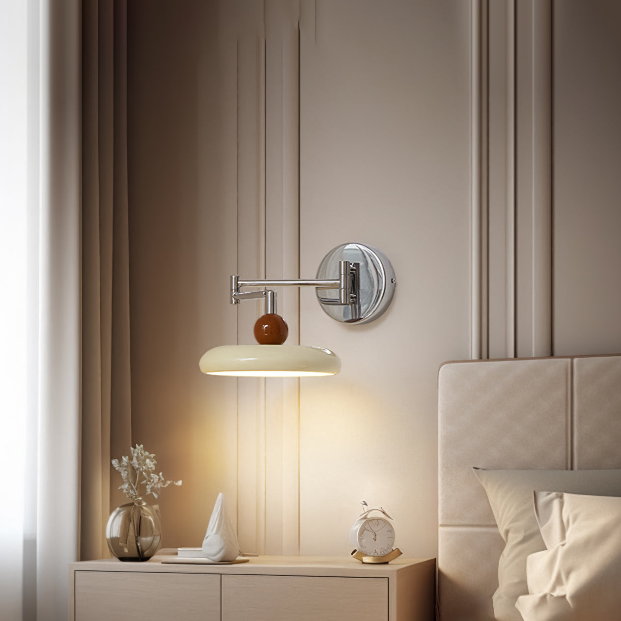 Laslon Wall Light