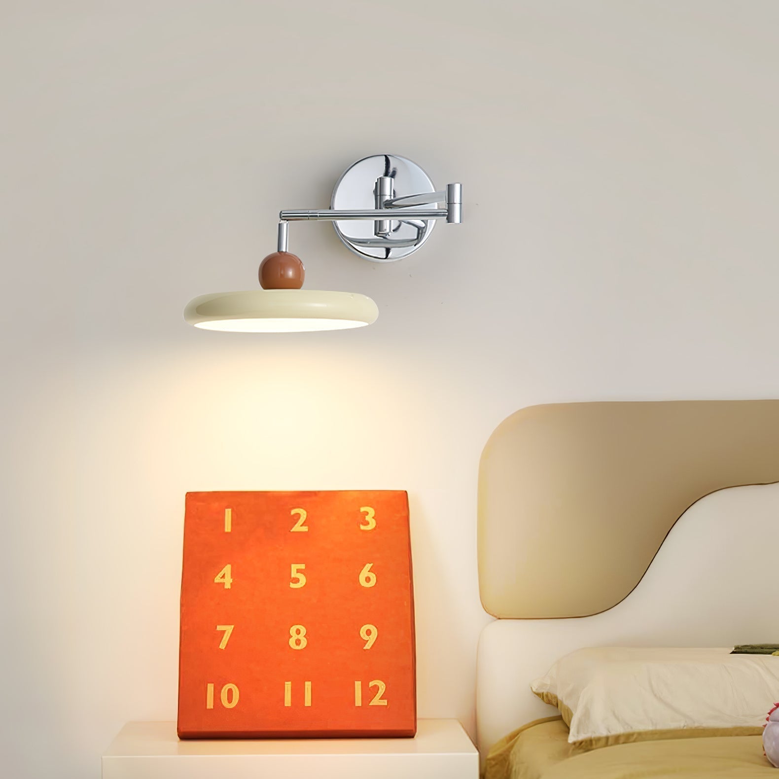 Laslon Wall Light
