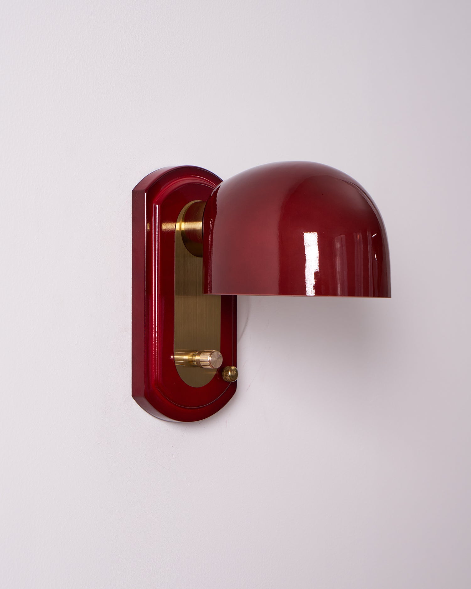 Avenli Wall Light