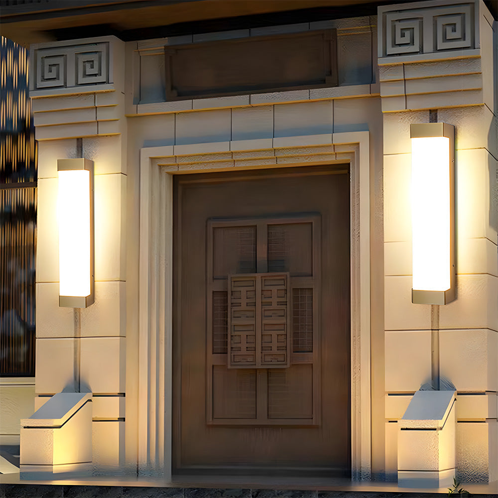 Kavon Wall Light For Outdoors