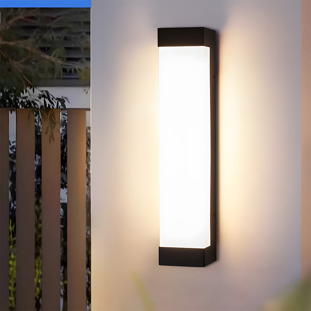 Kavon Wall Light For Outdoors