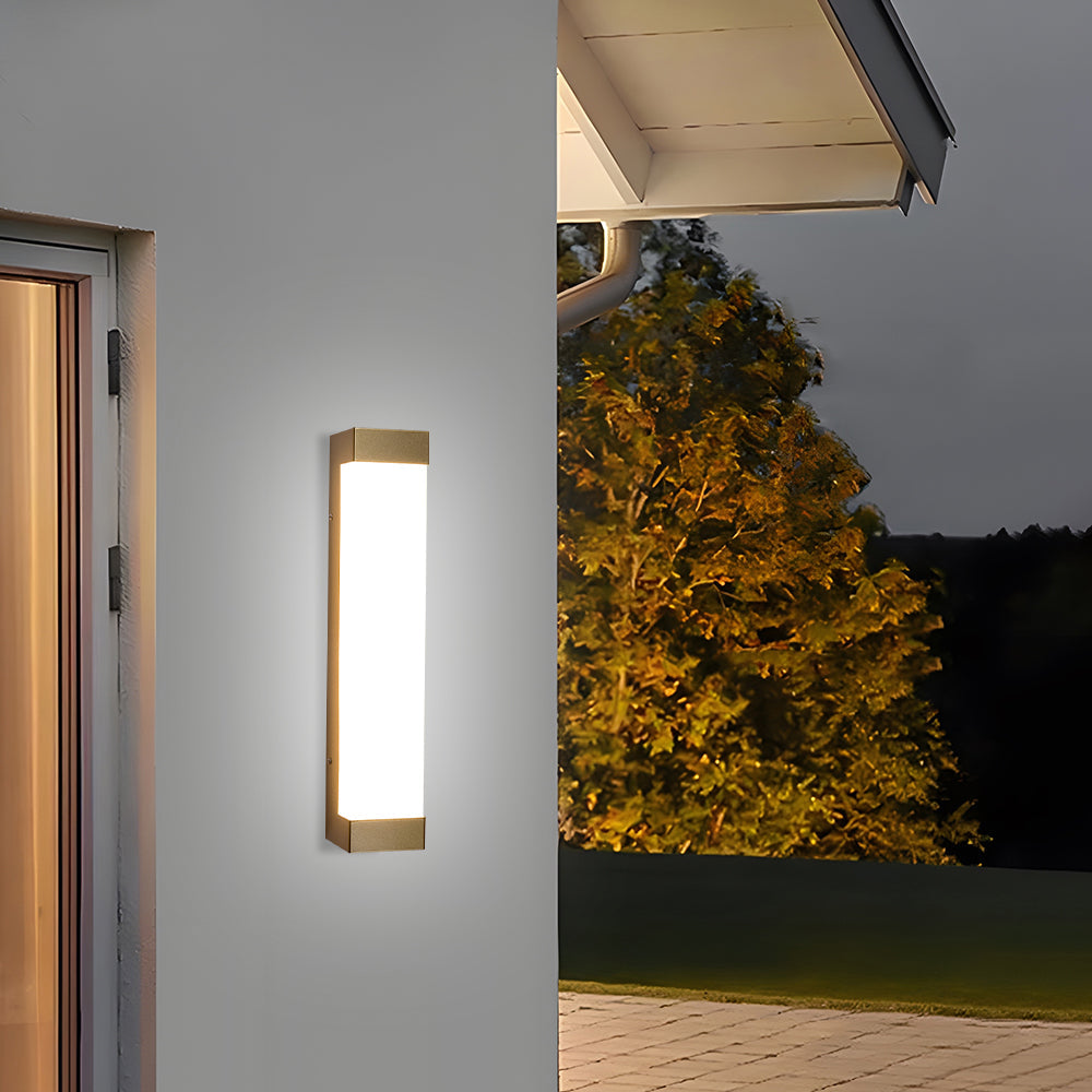 Kavon Wall Light For Outdoors