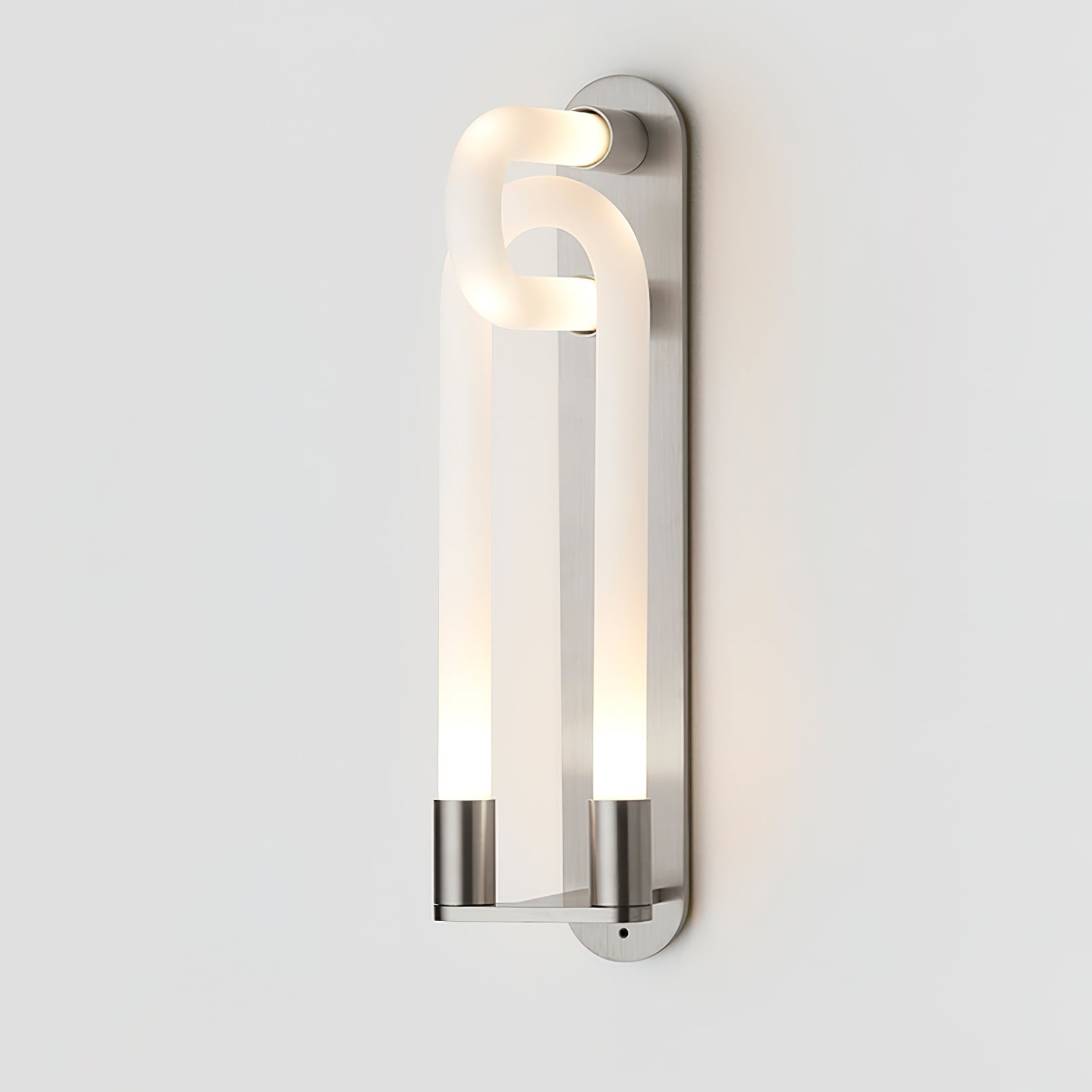 Loracus Wall Light