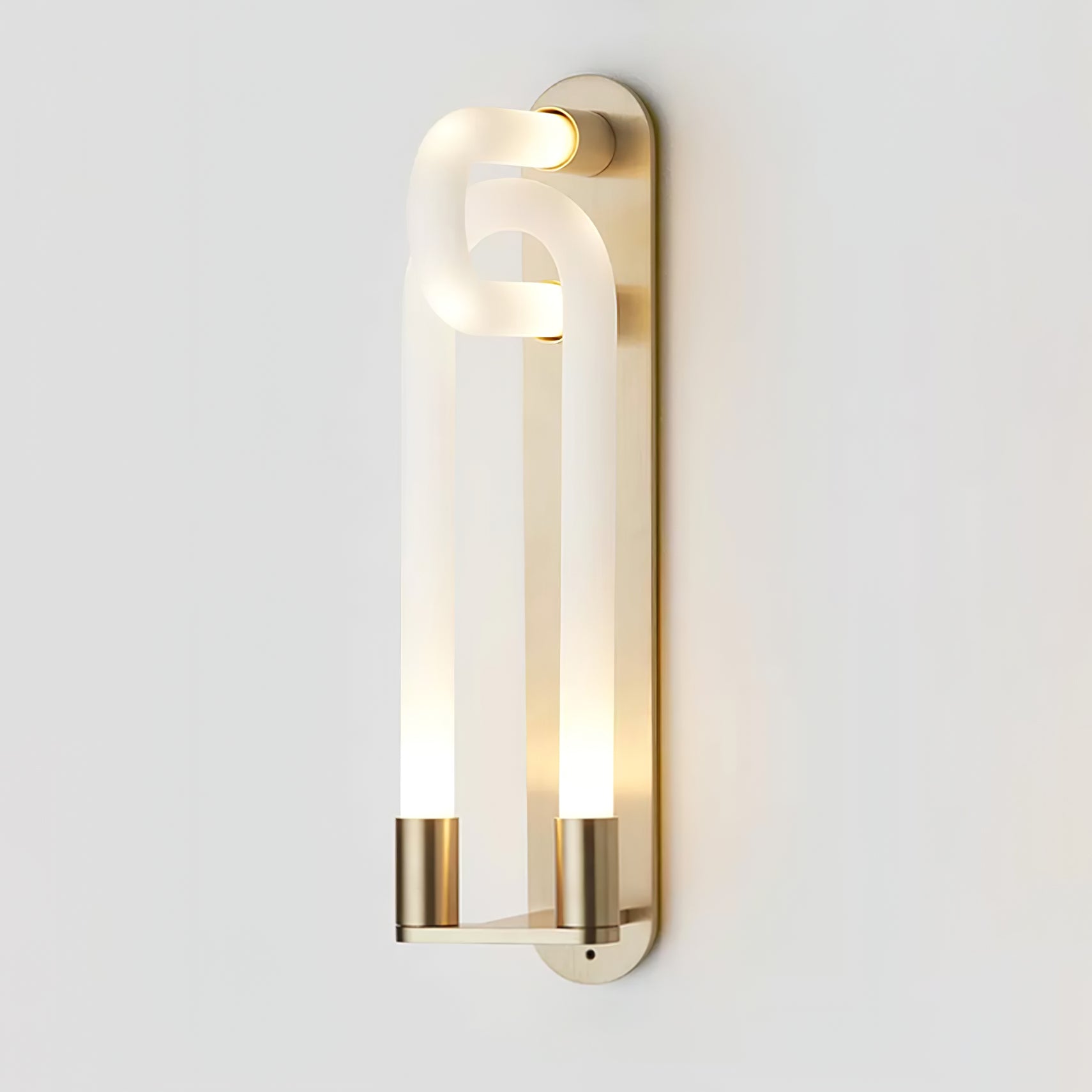 Loracus Wall Light