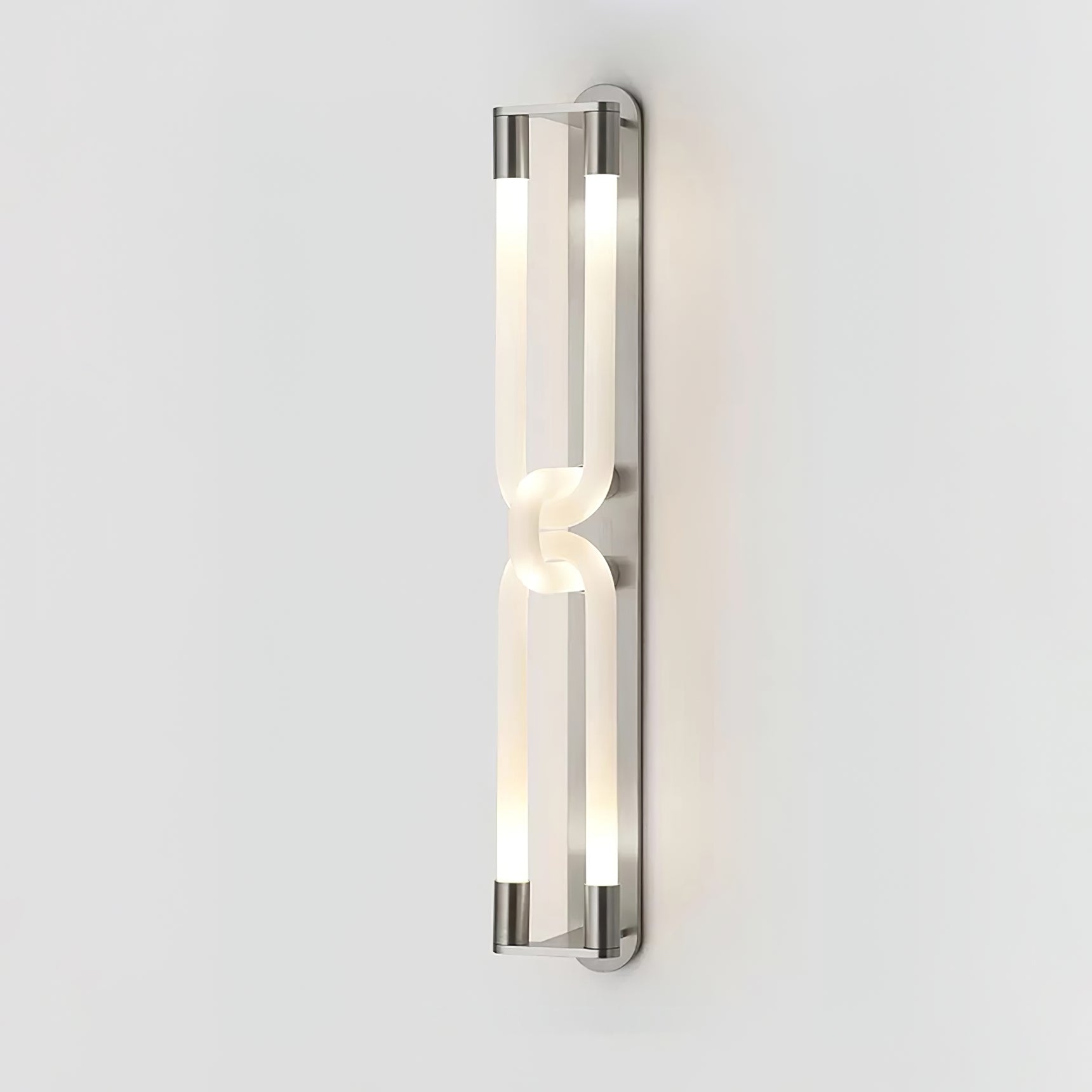 Loracus Wall Light