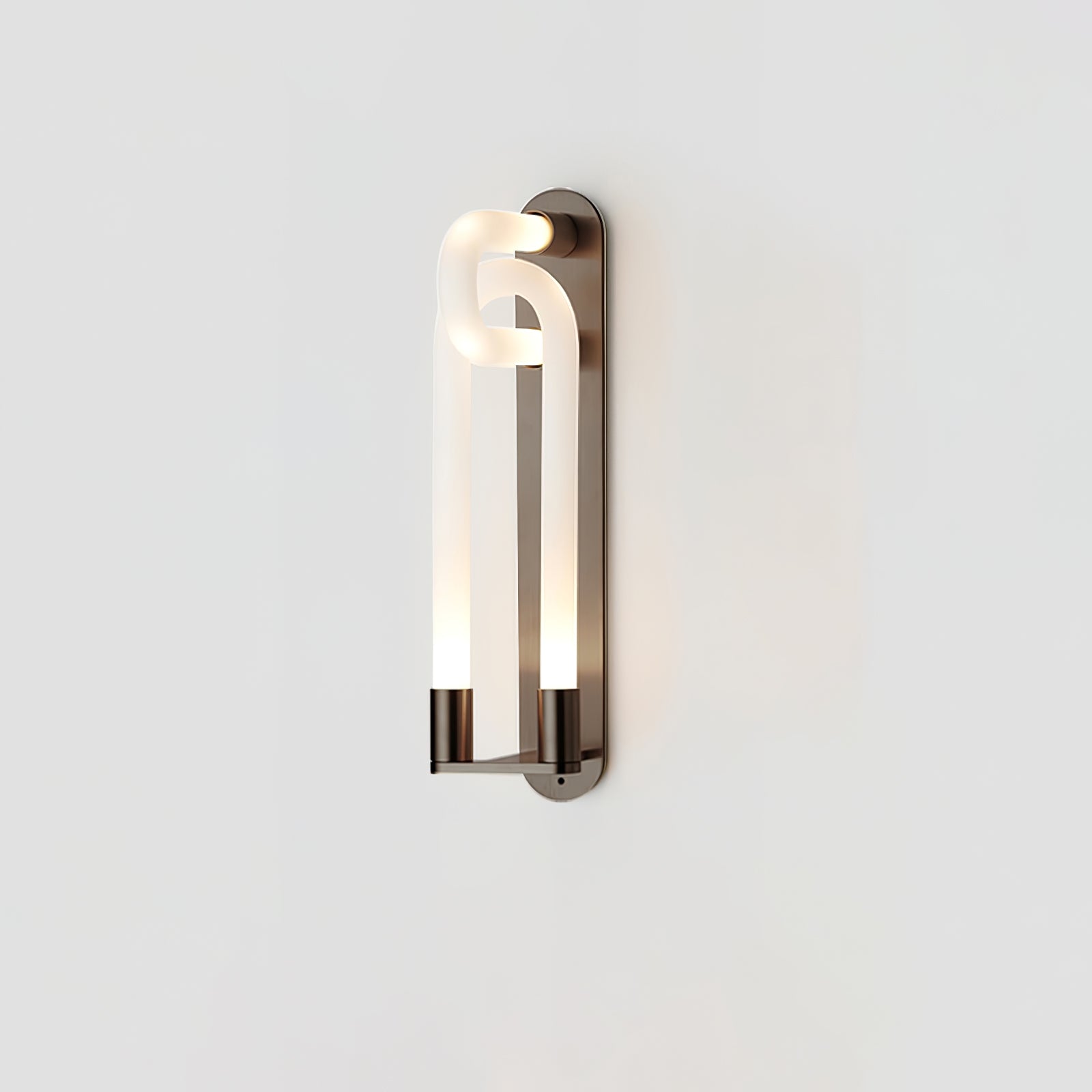 Loracus Wall Light