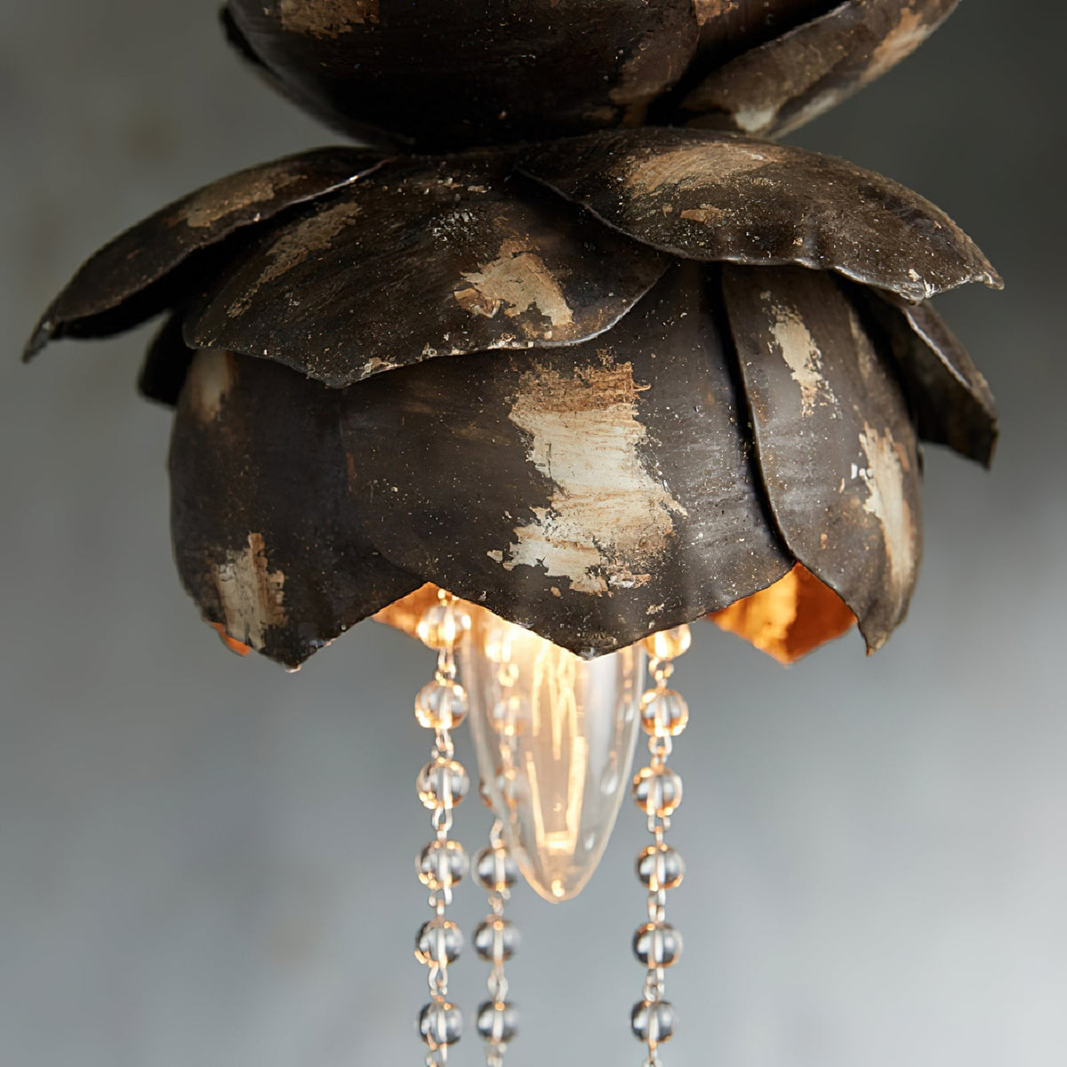 Nelleyay Floral Pendant Light