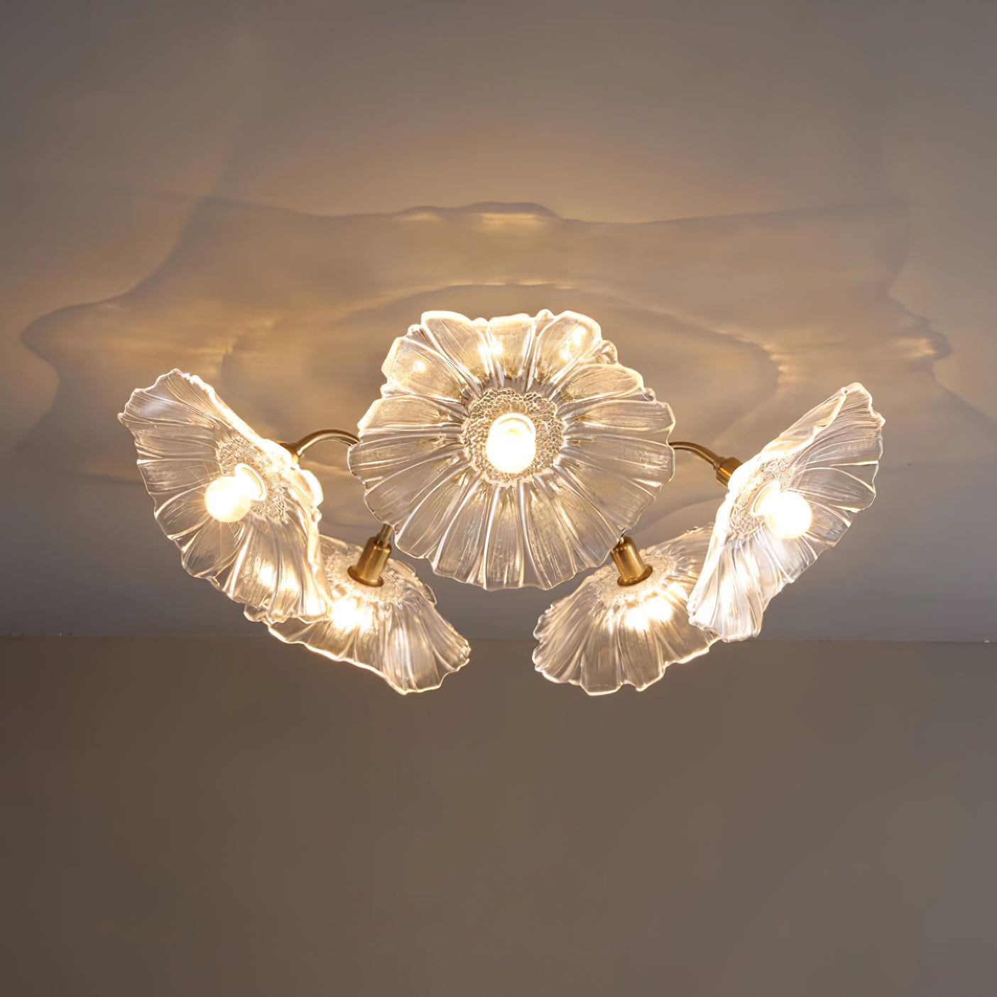 Mera Leaf Ceiling Light