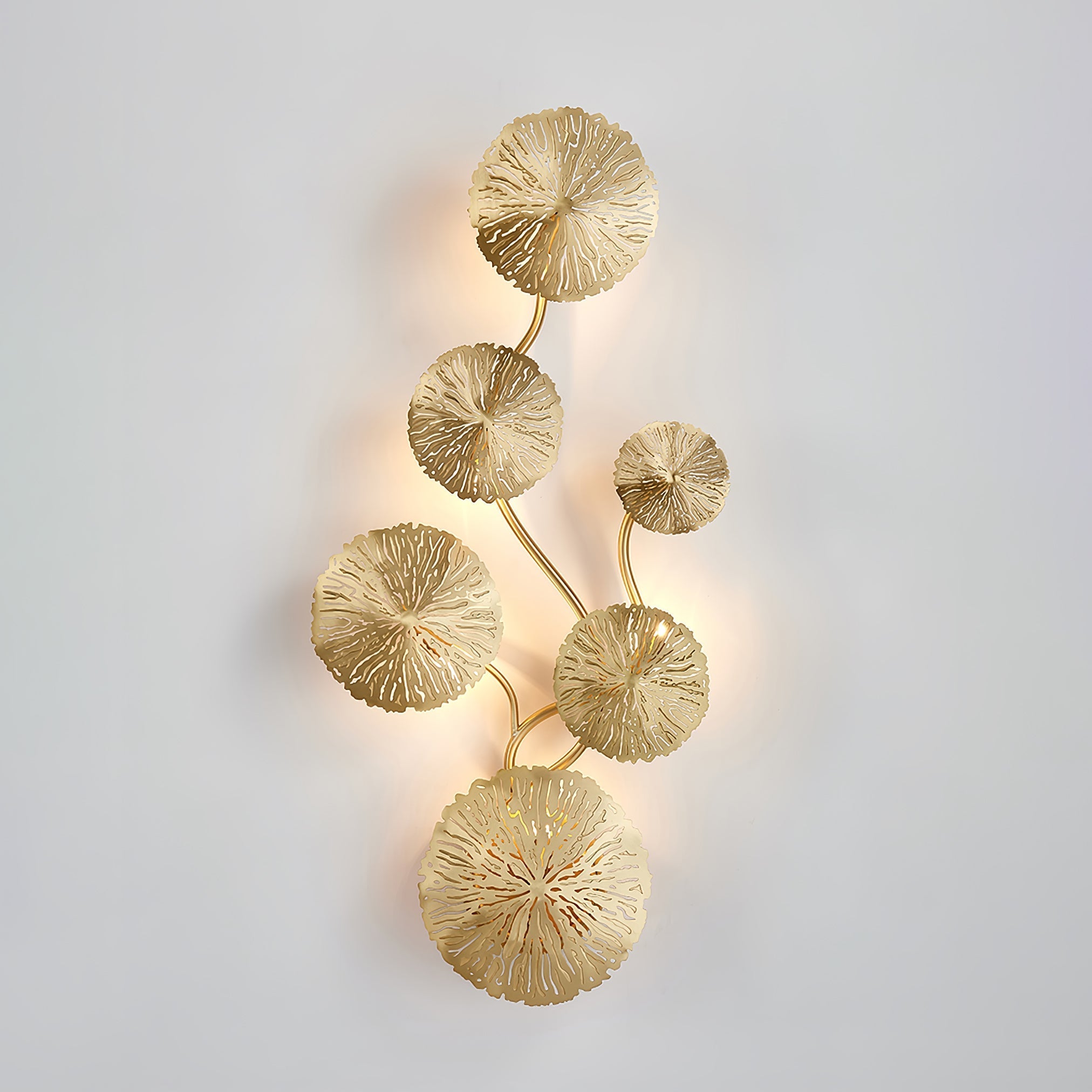 Letuzo Leaf Wall Light