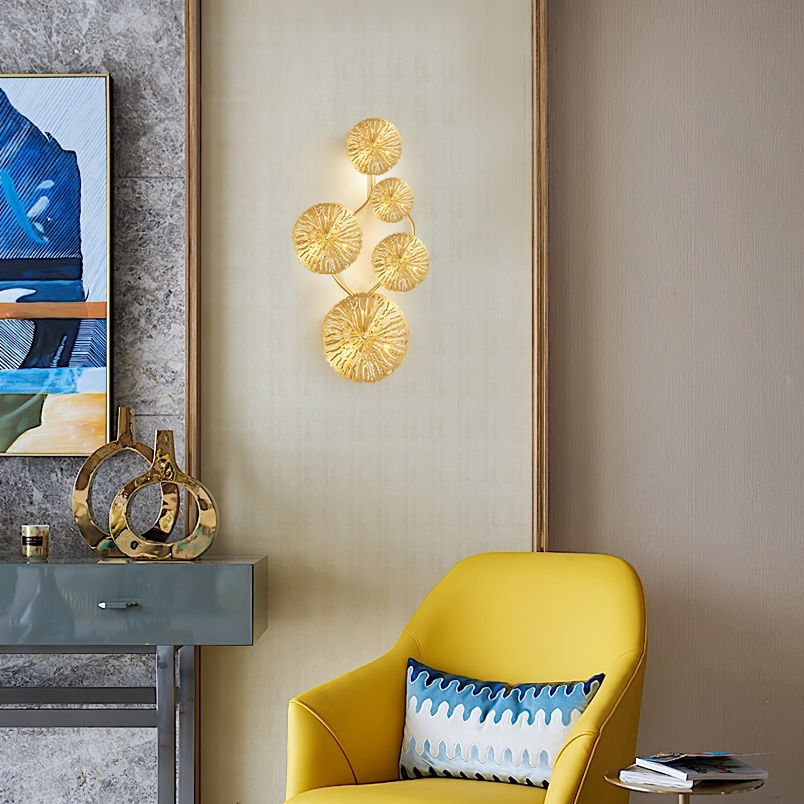 Letuzo Leaf Wall Light