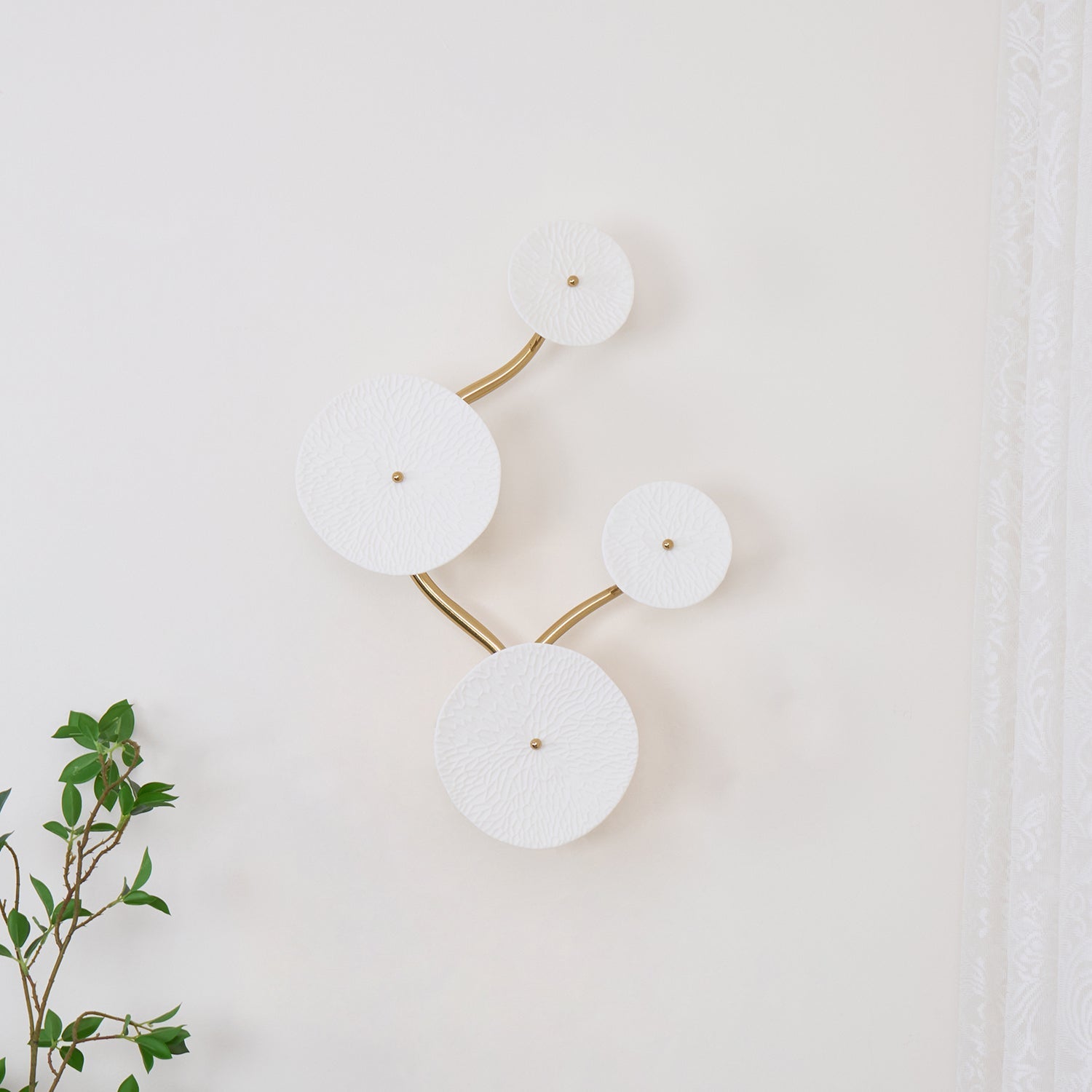 Verroburn Petal Wall Light