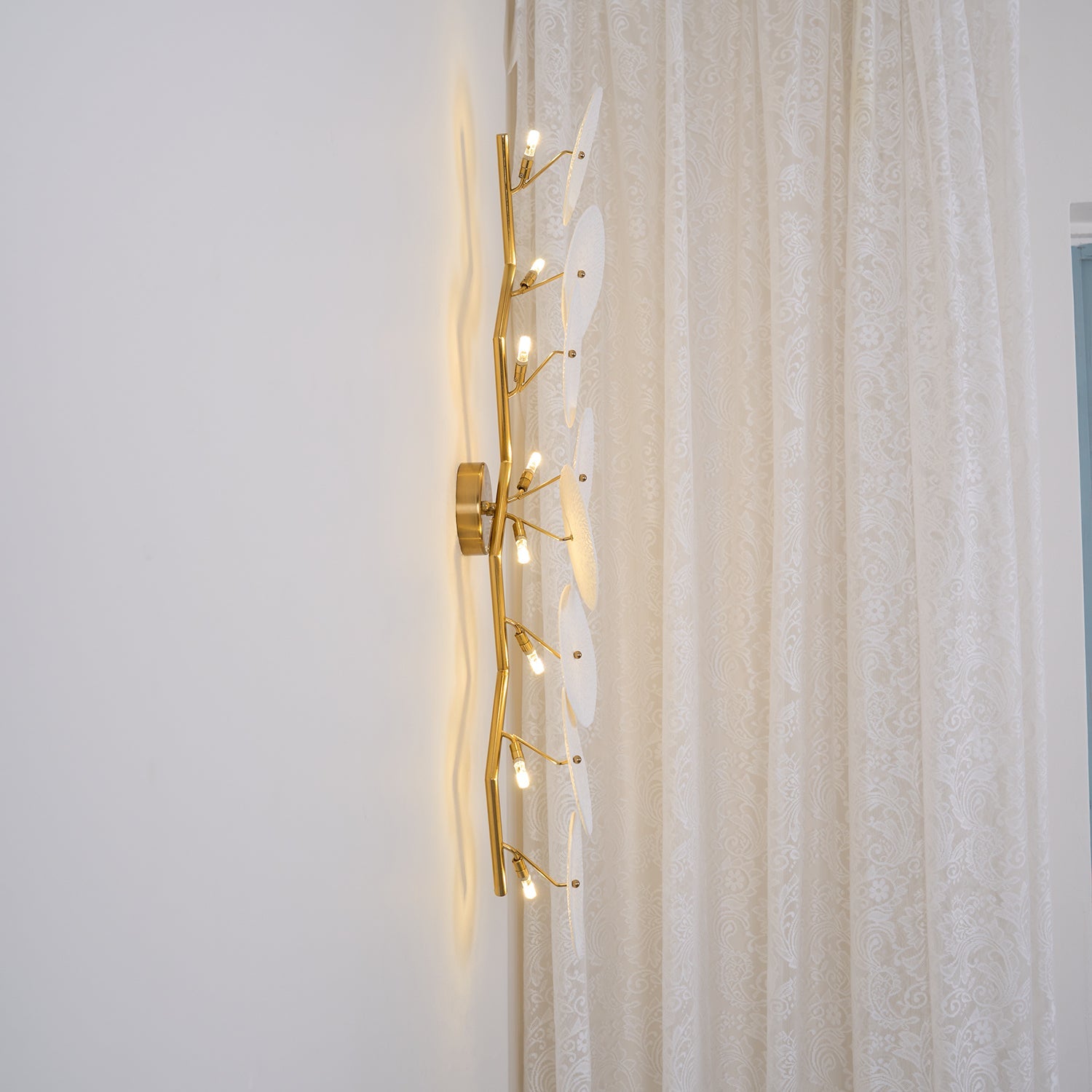 Verroburn Petal Wall Light