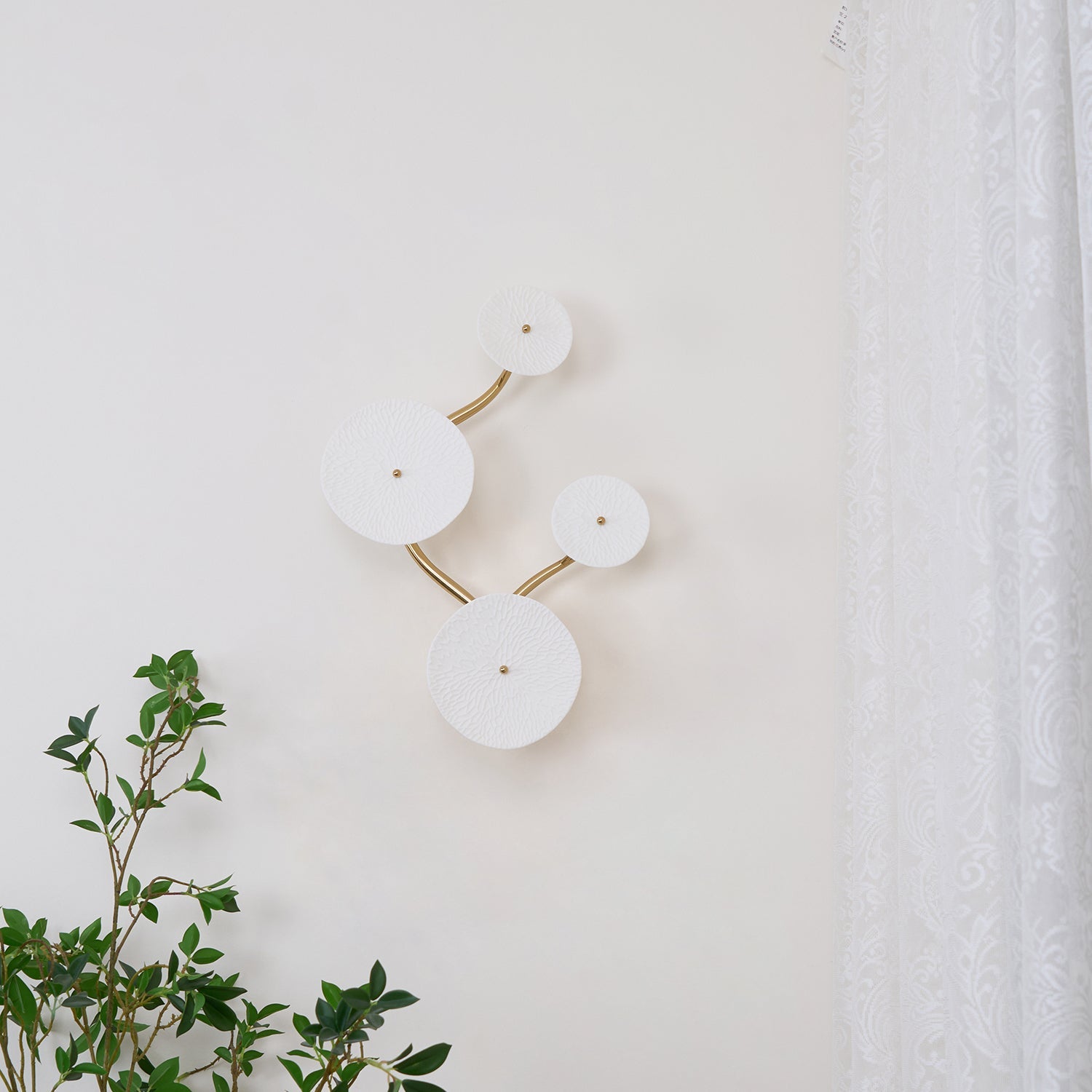 Verroburn Petal Wall Light