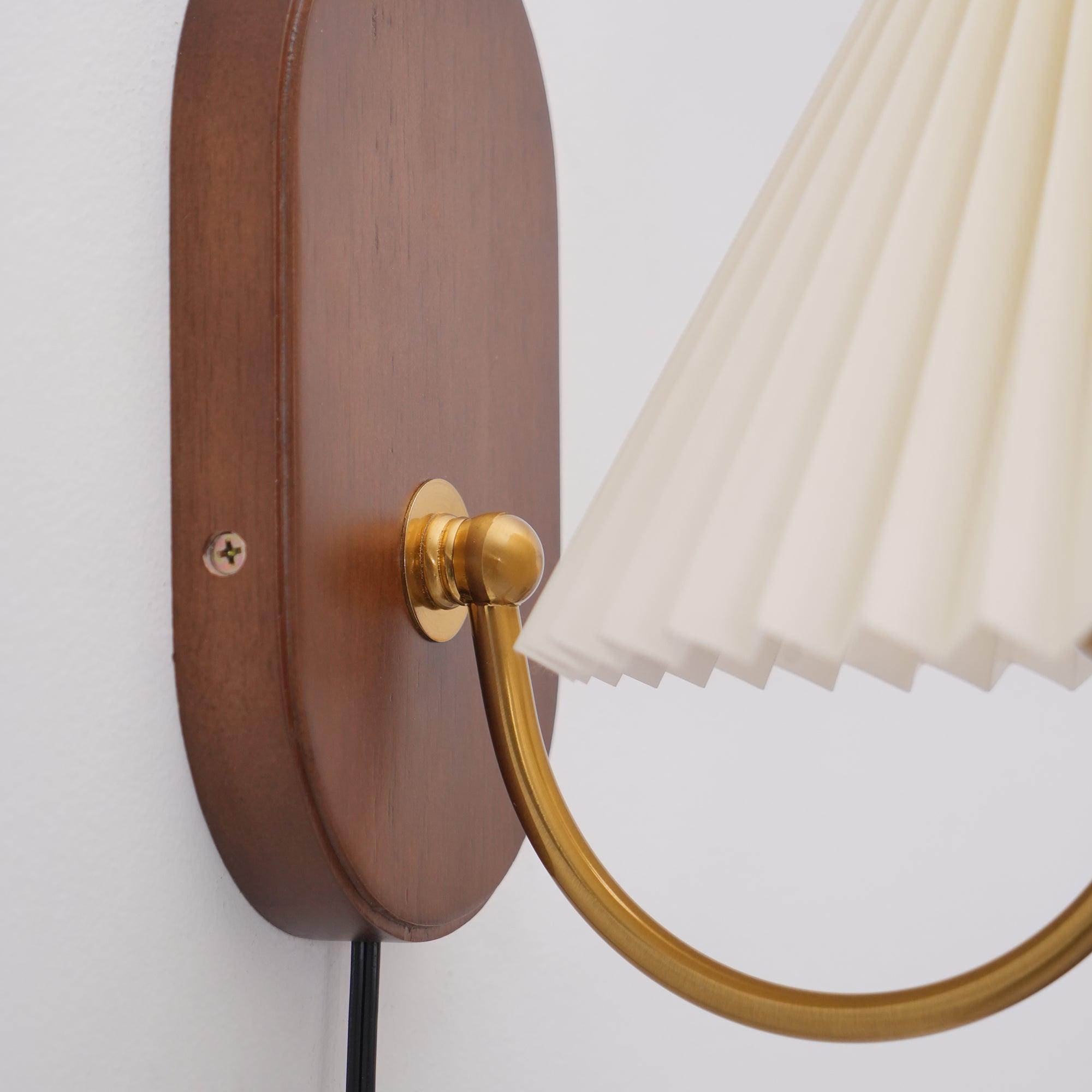 Nivalis Wall Light