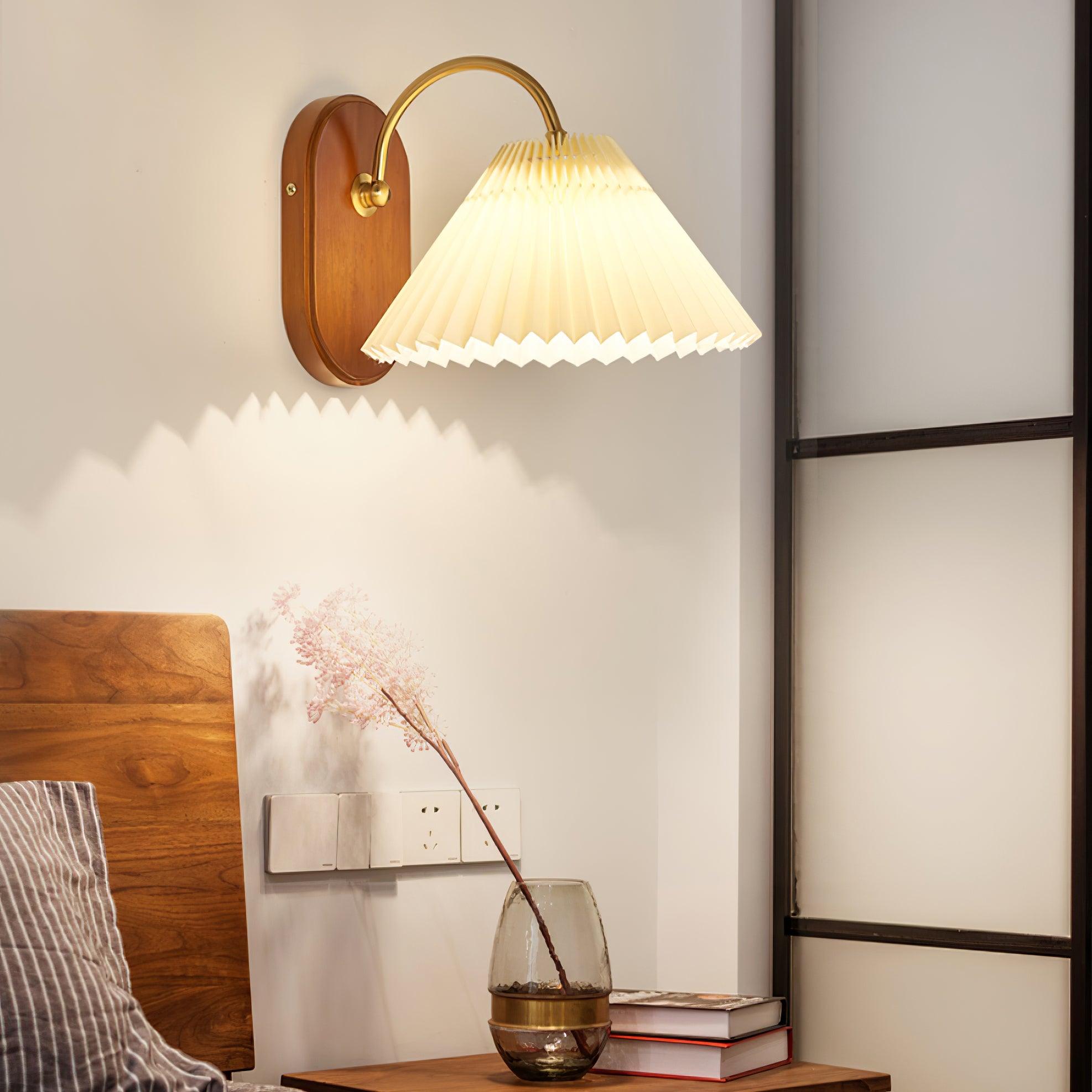 Nivalis Wall Light