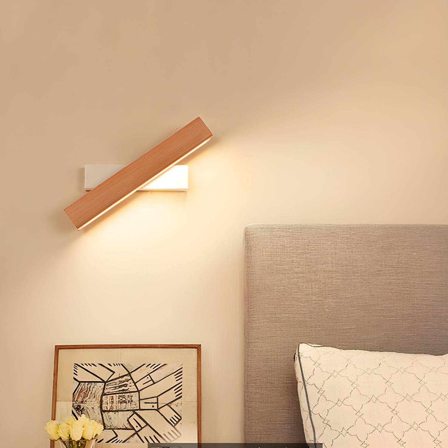Loca Adjustable Wall Light