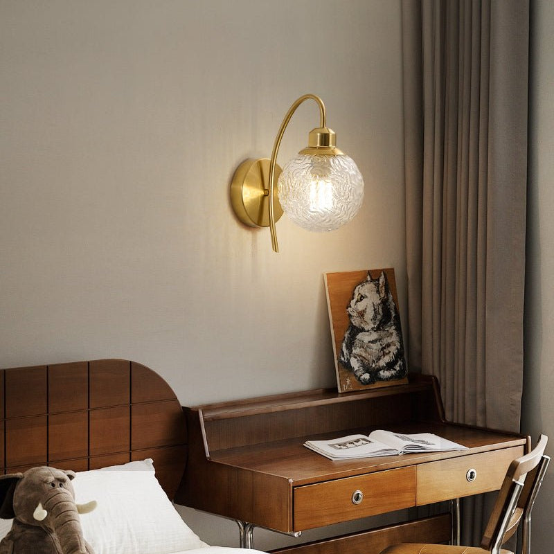 Locova Wall Light