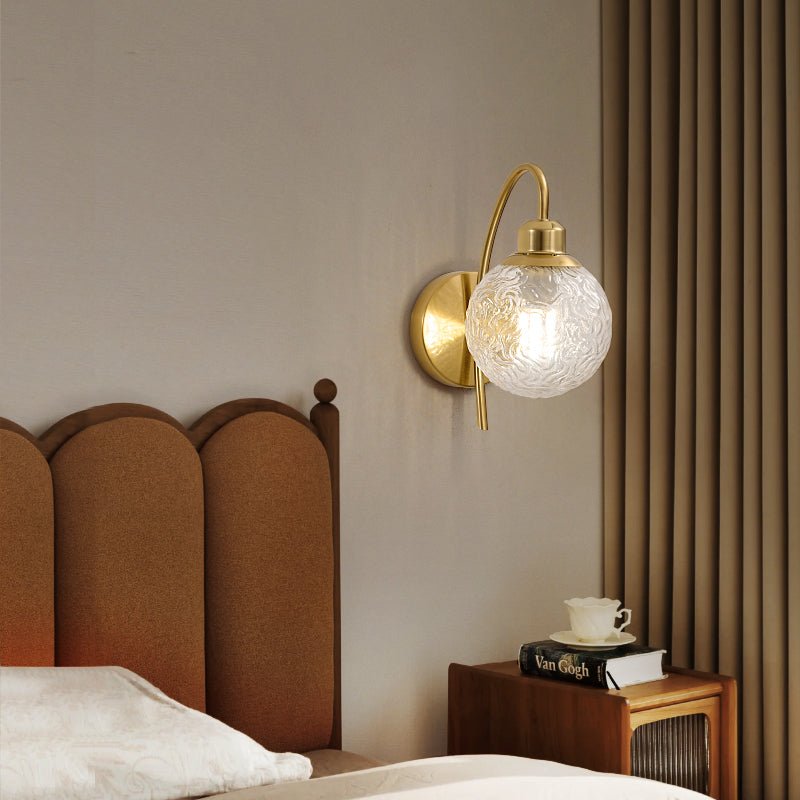 Locova Wall Light