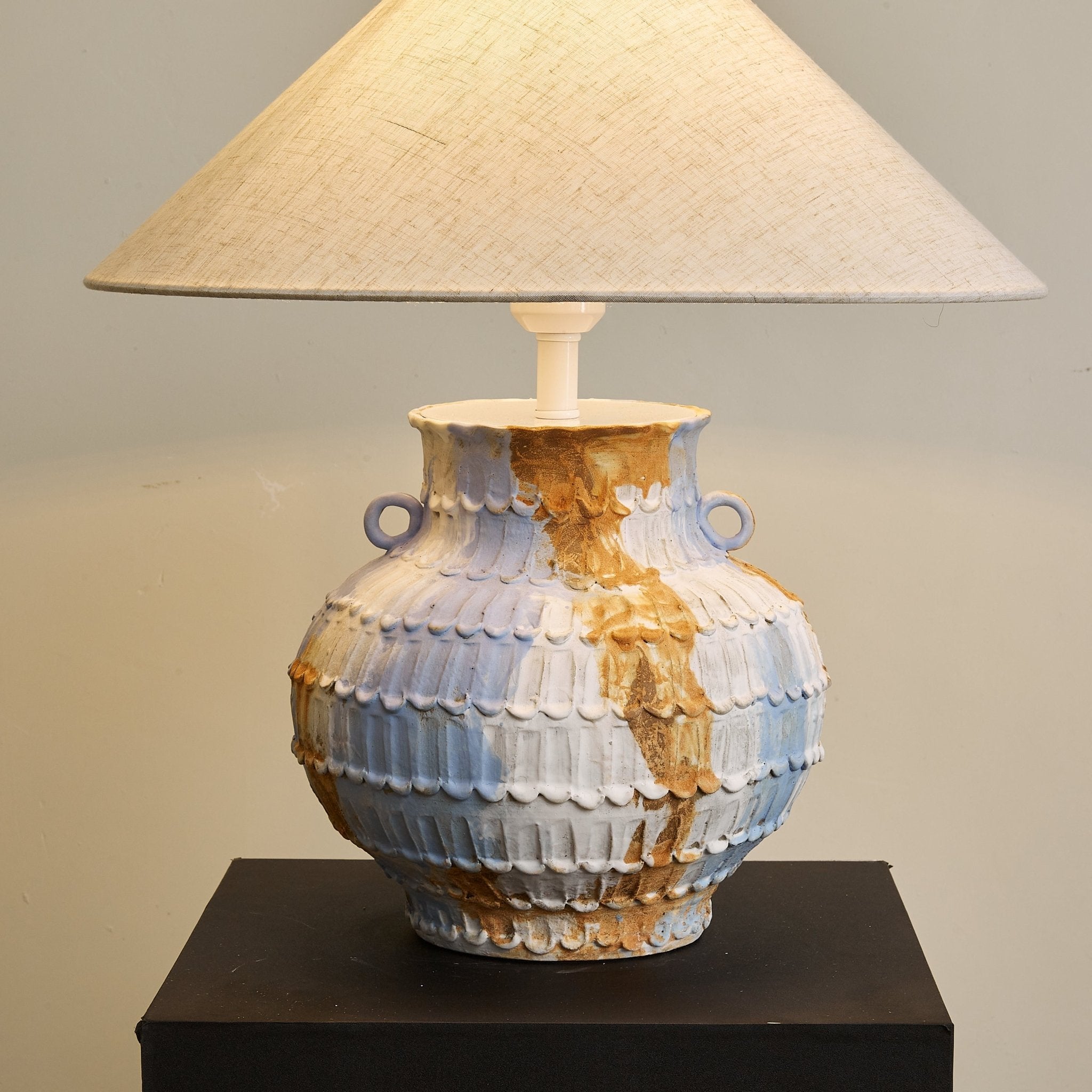 Lezima Table Lamp