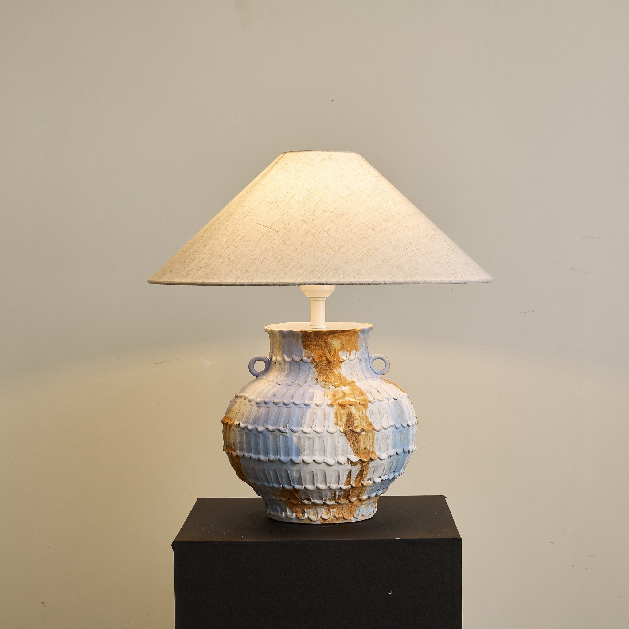 Lezima Table Lamp