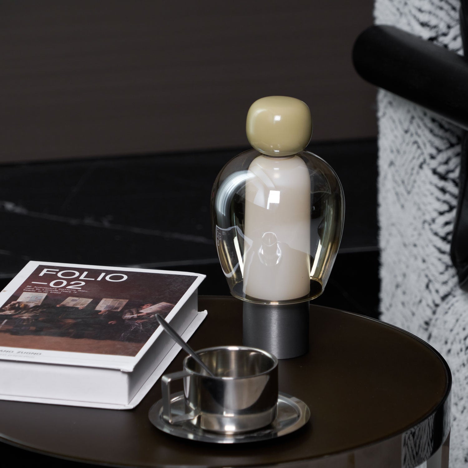 Maviro Table Lamp