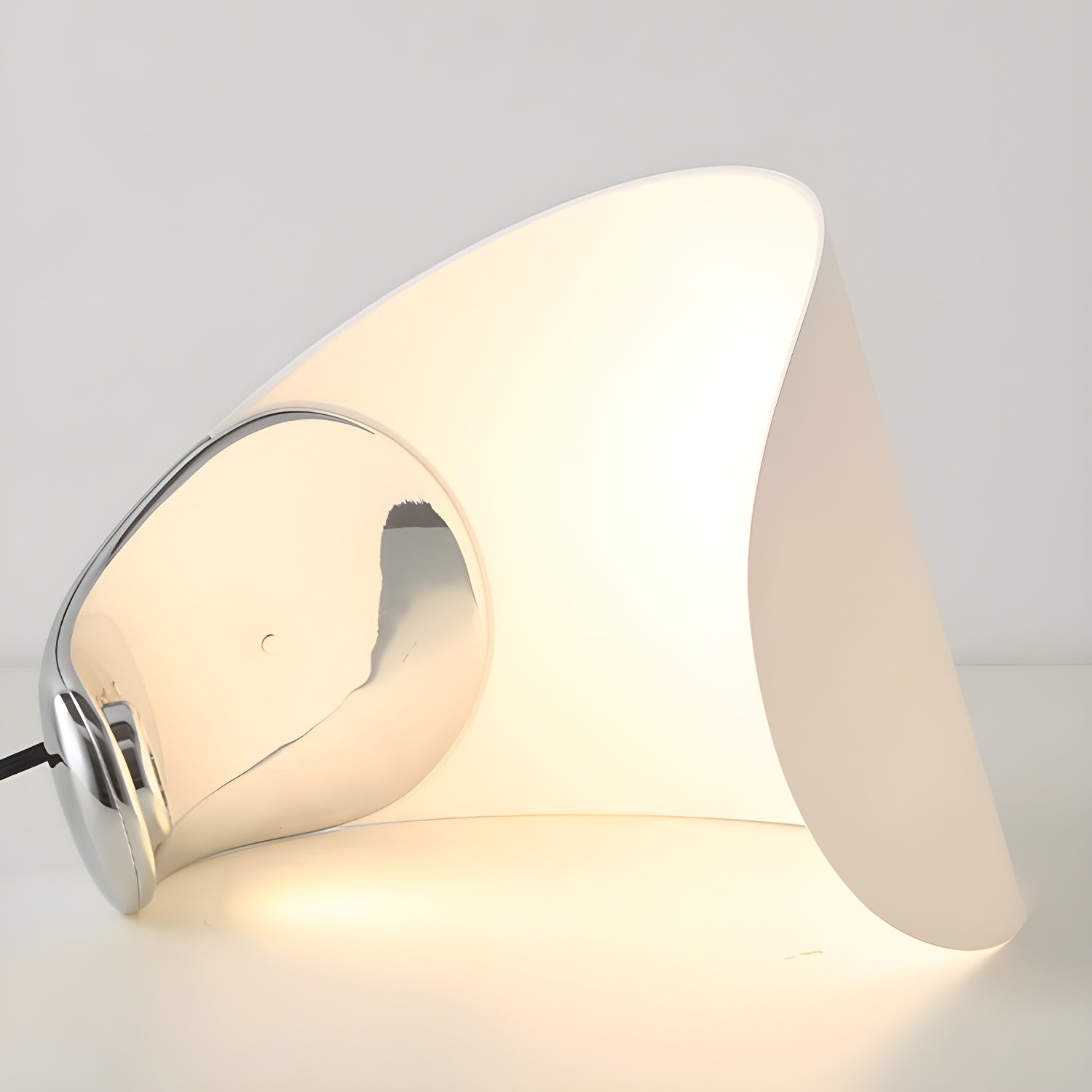 Lumac Table Lamp
