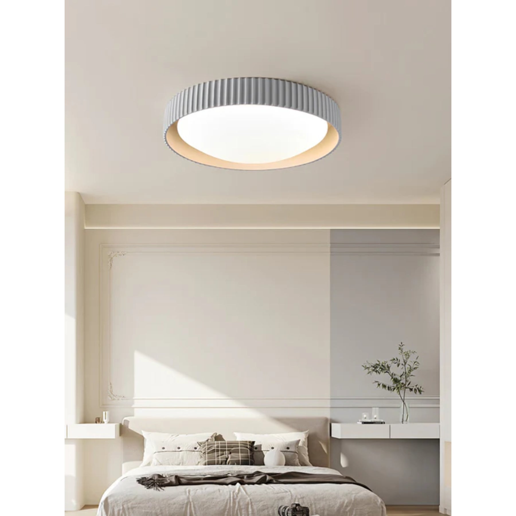 Pentos Ceiling Light