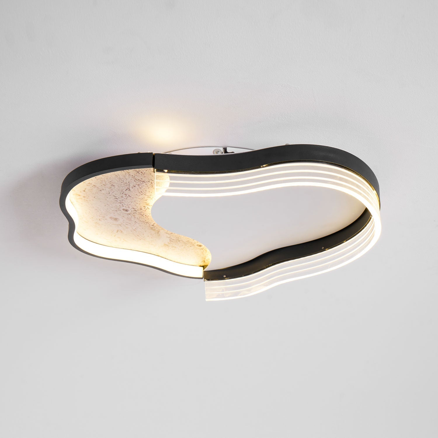 Leomezo Ceiling Light