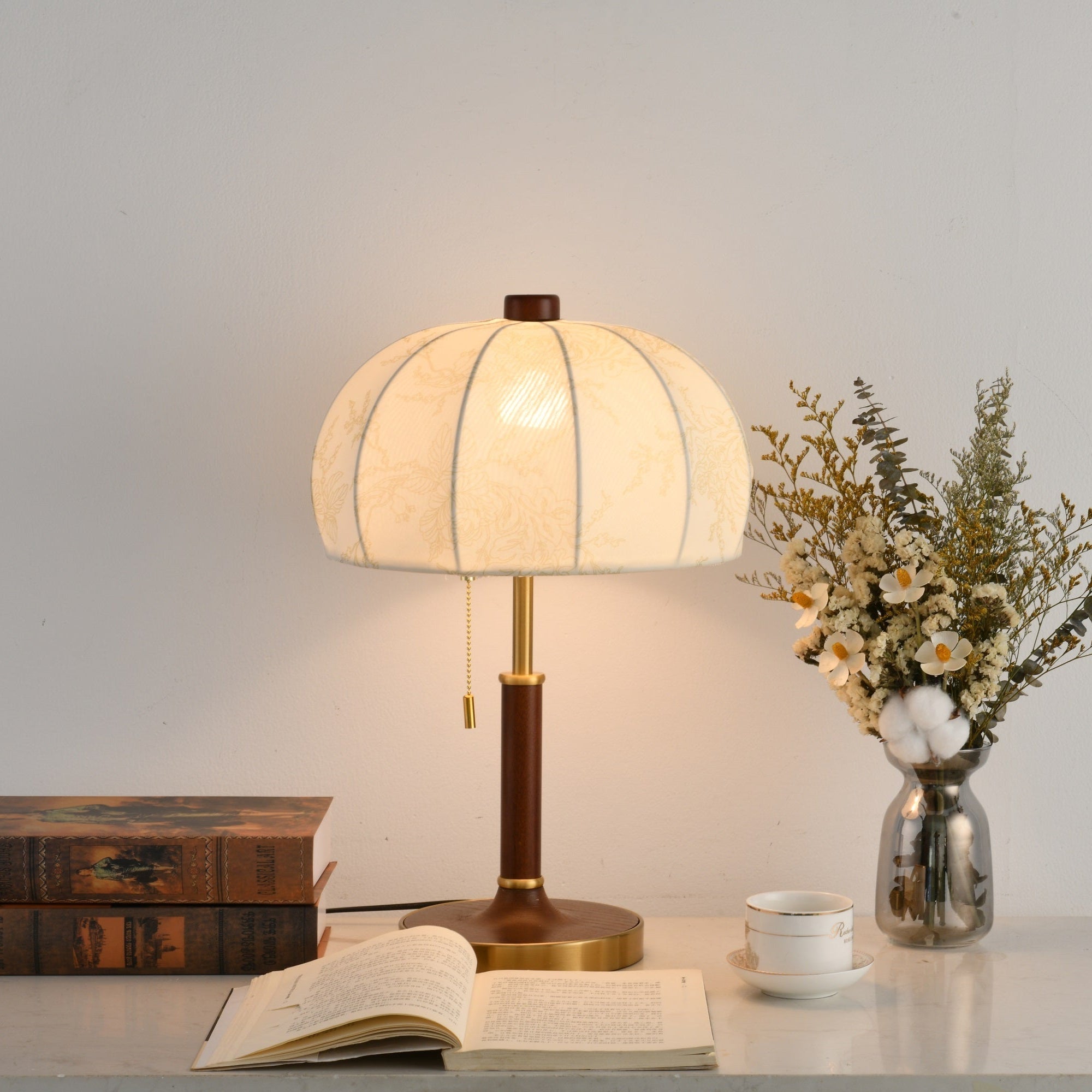Lemusora Table Lamp