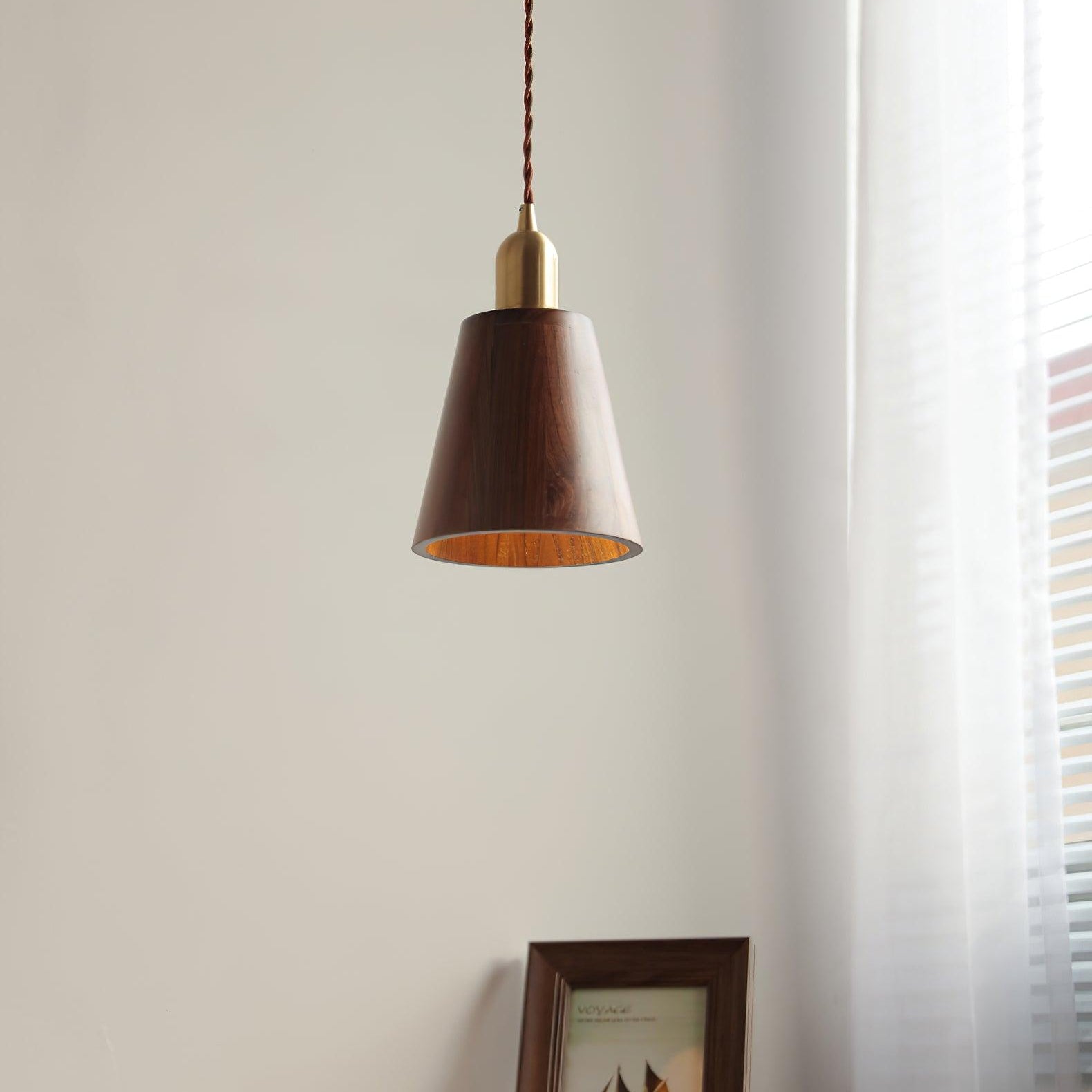 Lyves Pendant Light