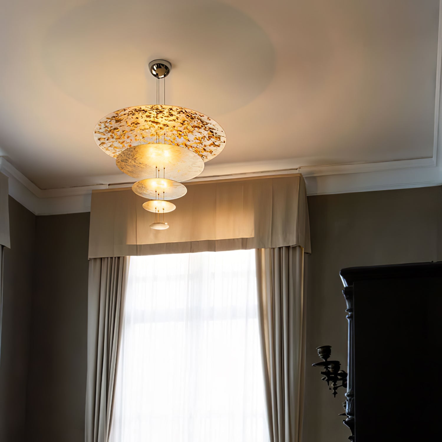 Quazo Disc Pendant Light
