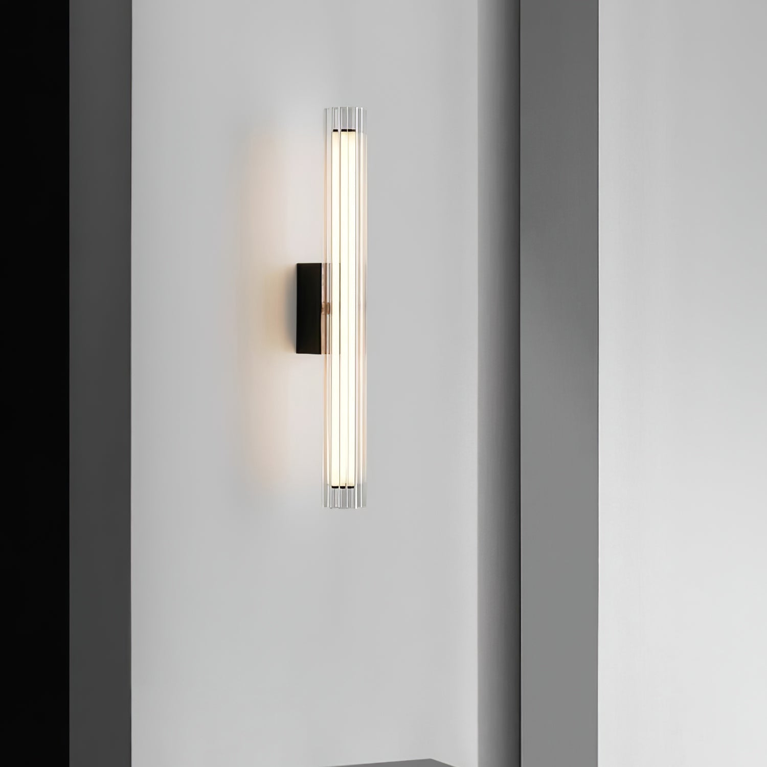 Mocien Wall Light