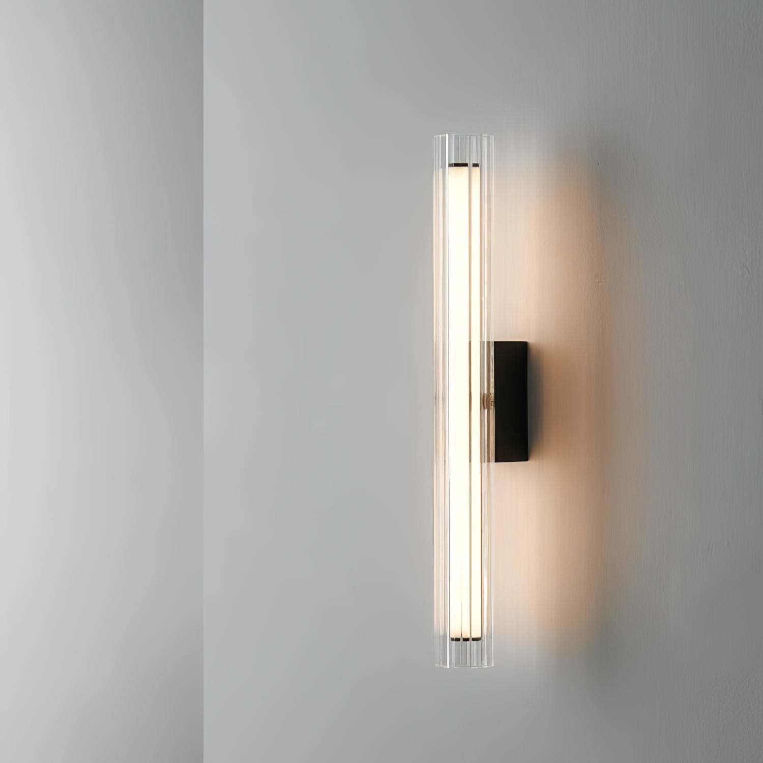 Mocien Wall Light