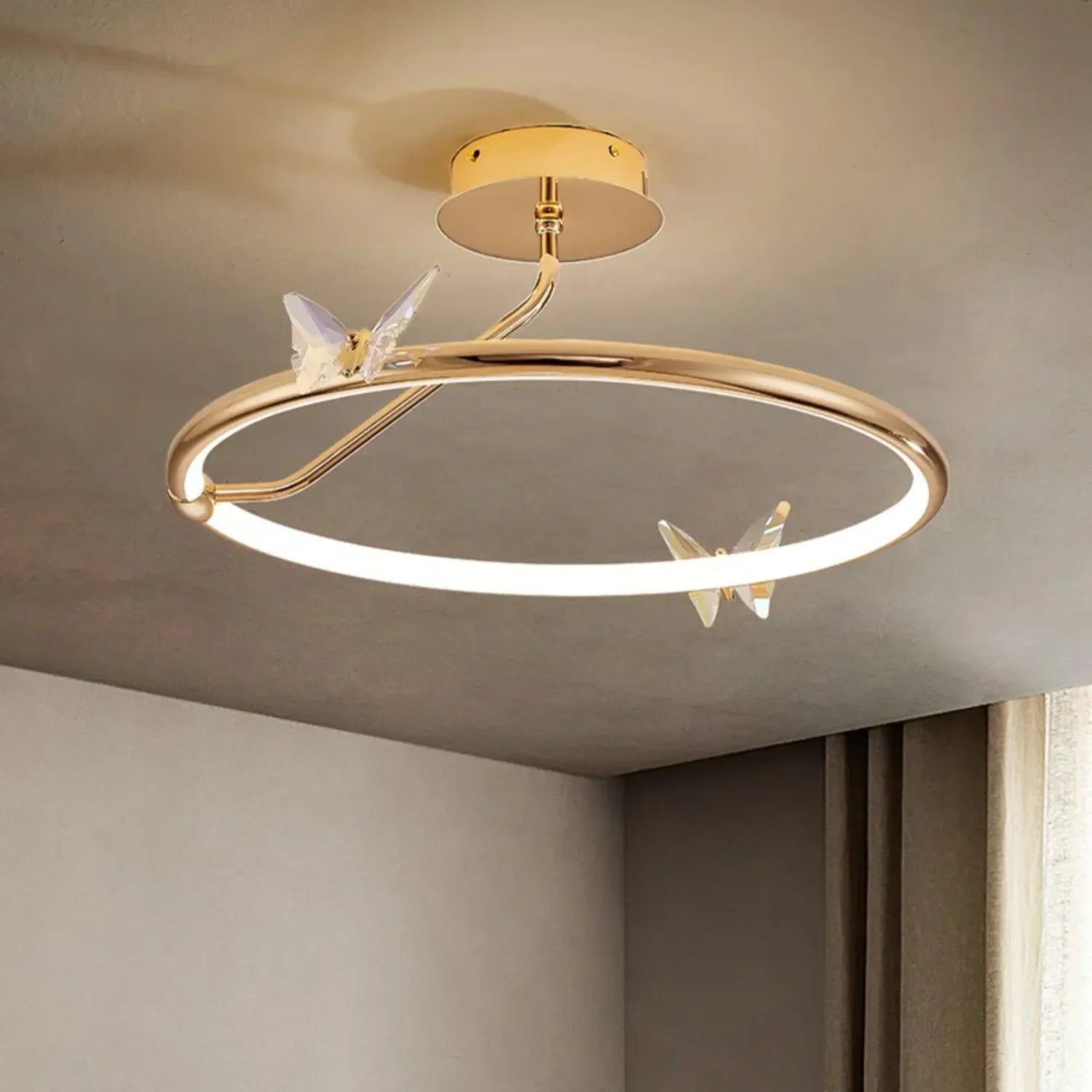 Ringvlinder Ceiling Light