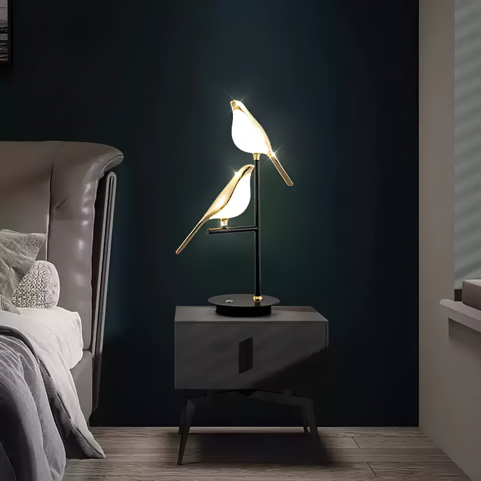 Solo Birdmann Table Lamp