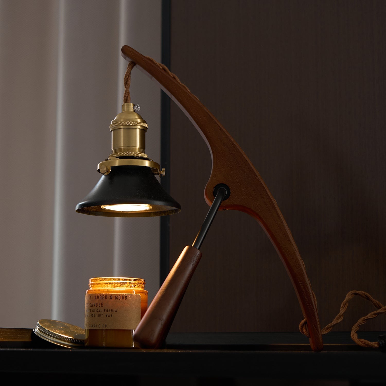 Montos Table Lamp