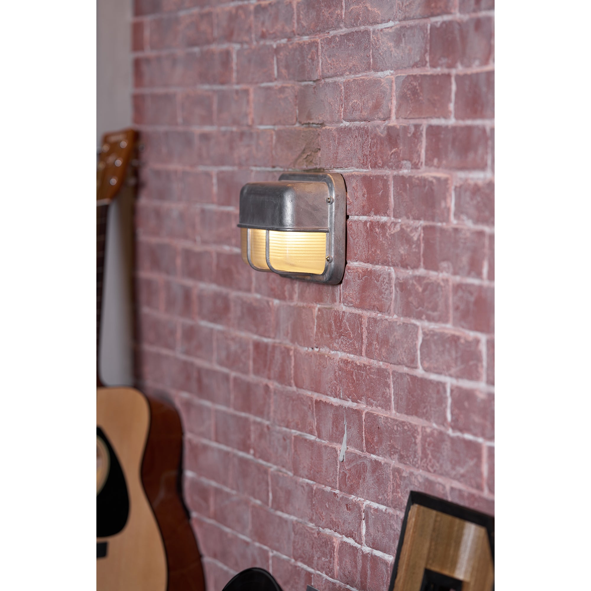 Eldroia Outdoor Wall Light