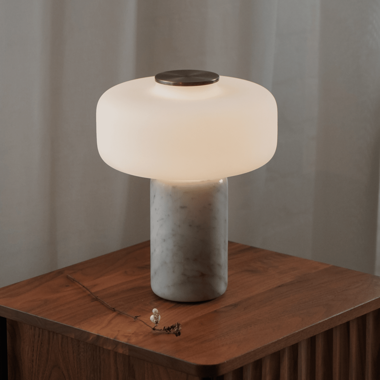 Mosa Rechargeable Marble Table Lamp