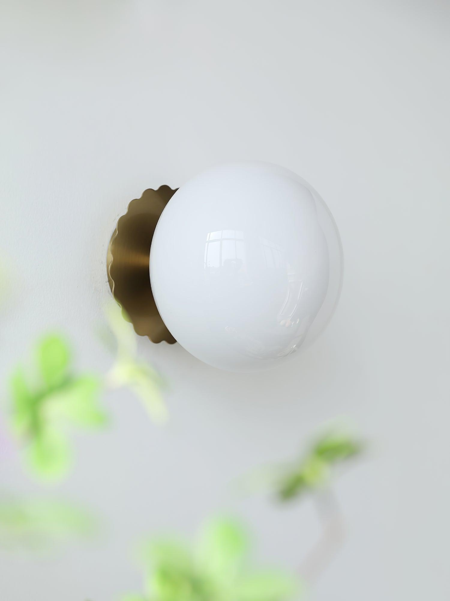 Veronio Wall Light