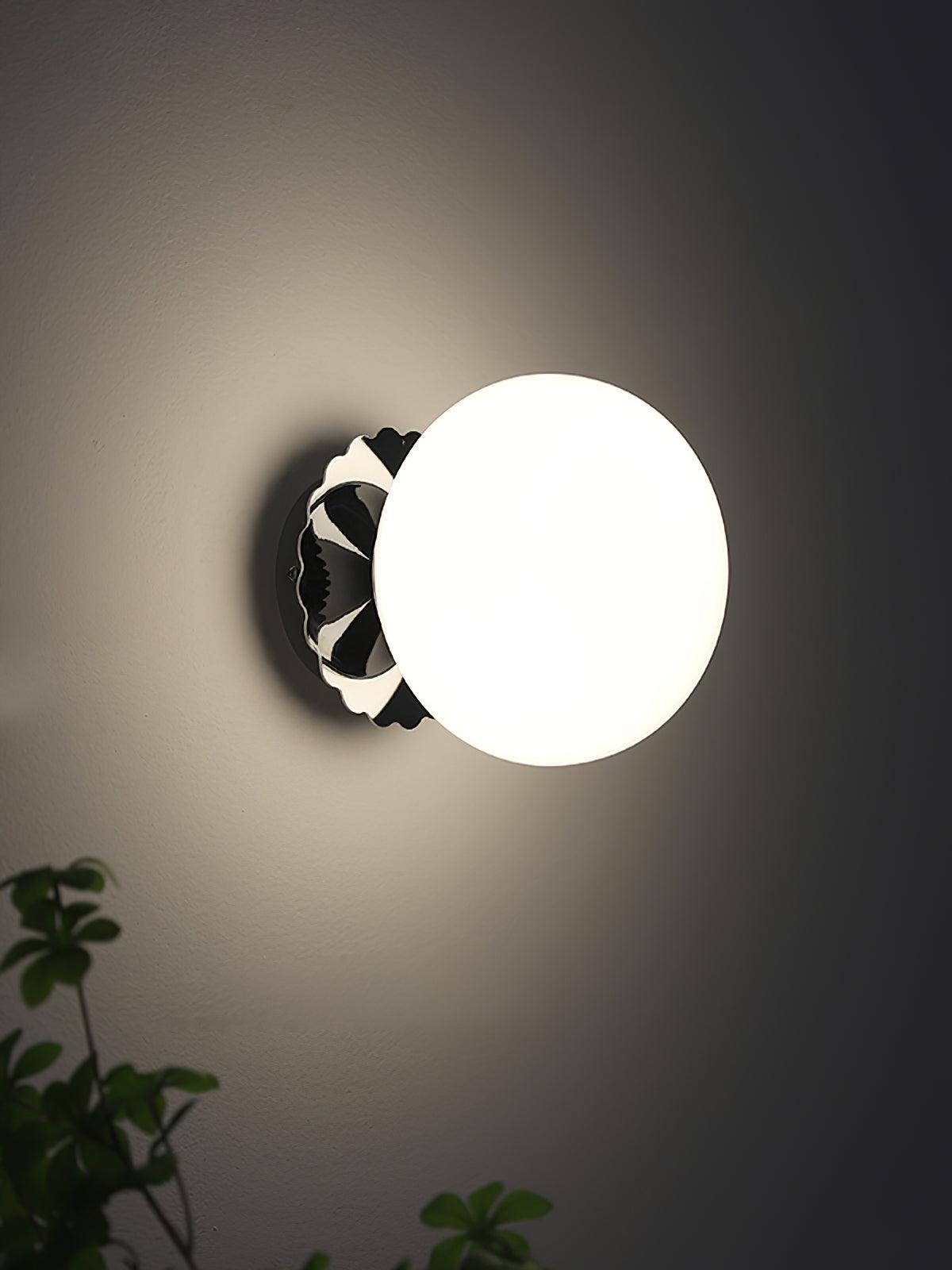 Veronio Wall Light