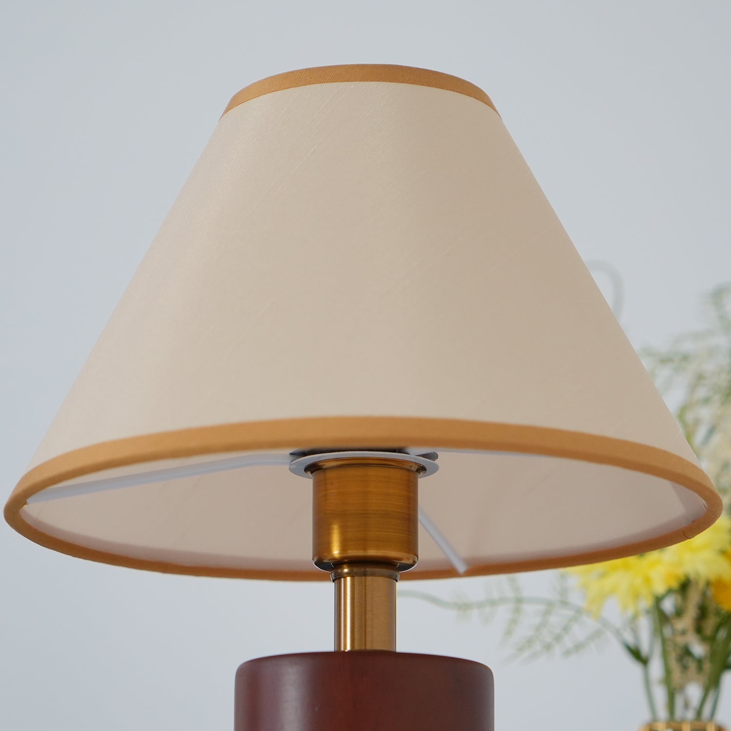 Meritin Table Lamp