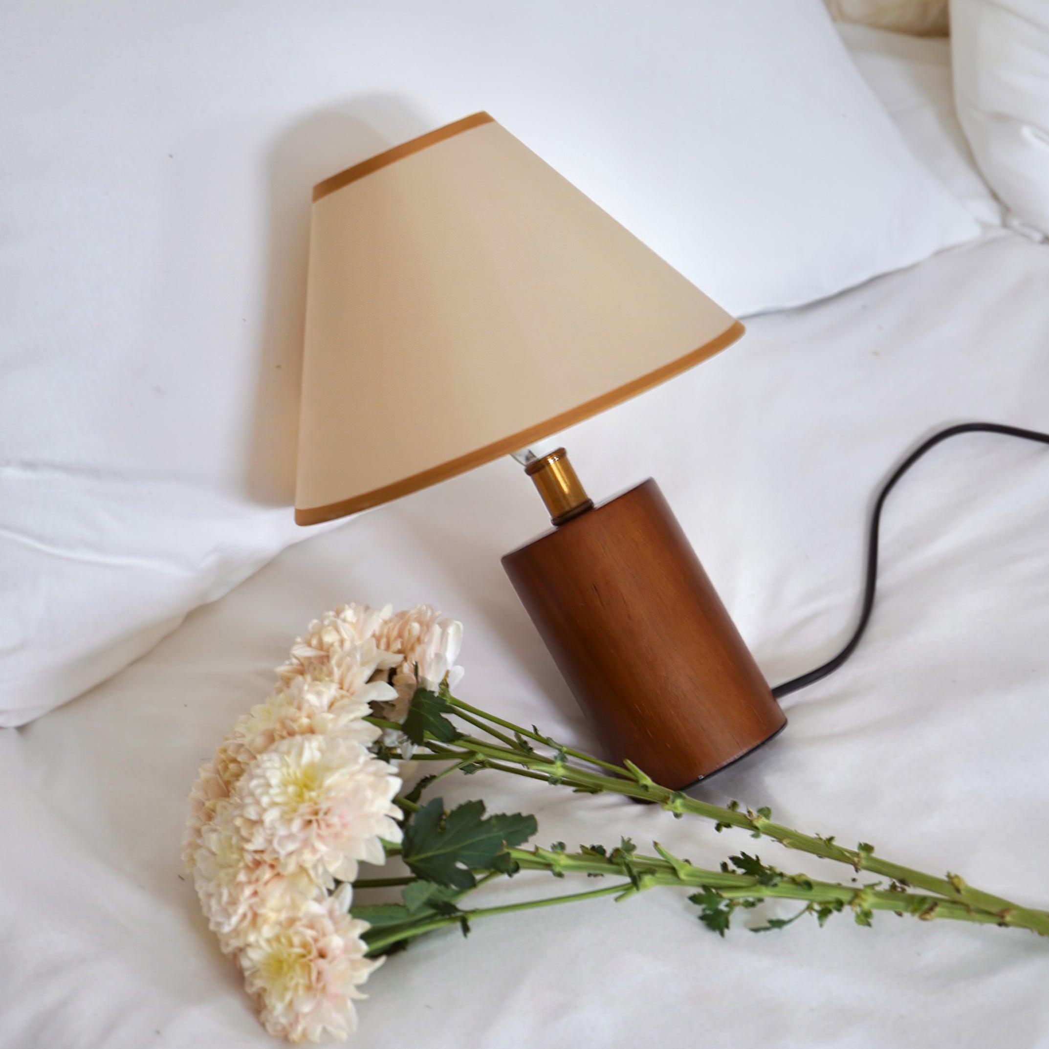 Meritin Table Lamp