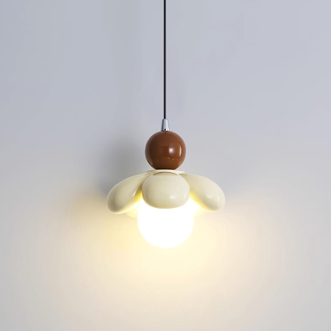 Kyssan Flower Pendant Light
