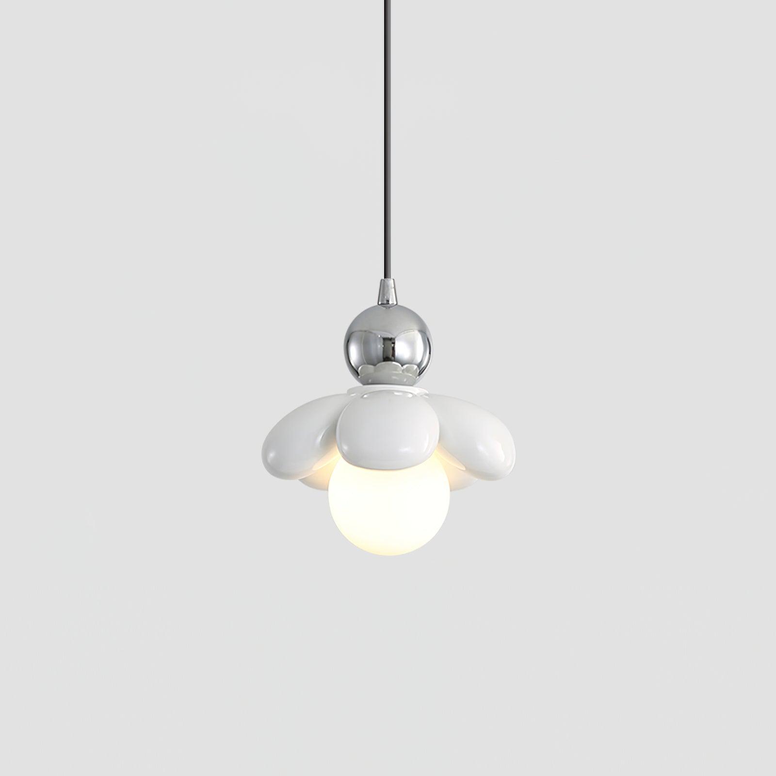 Kyssan Flower Pendant Light