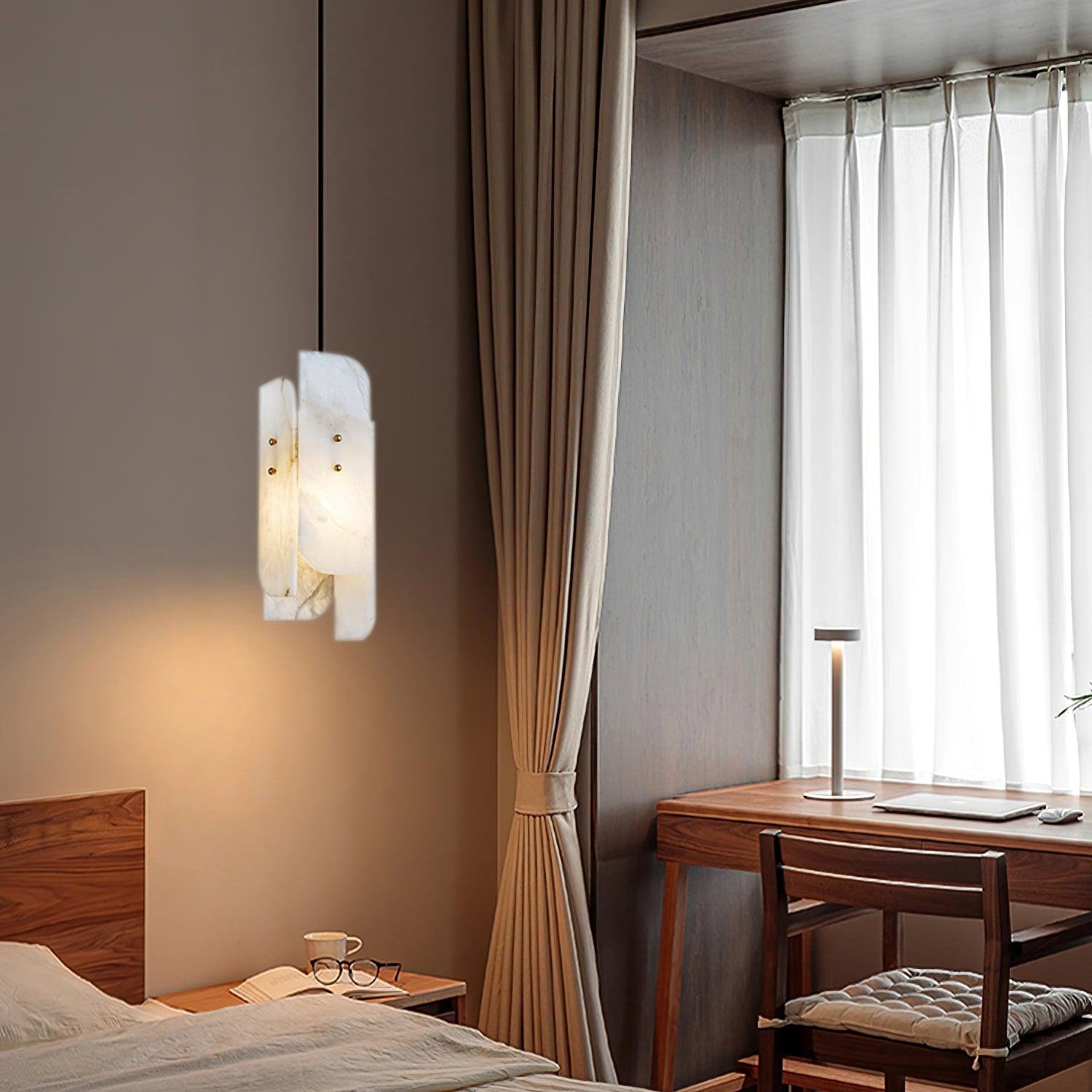 Mogaelis Pendant Light