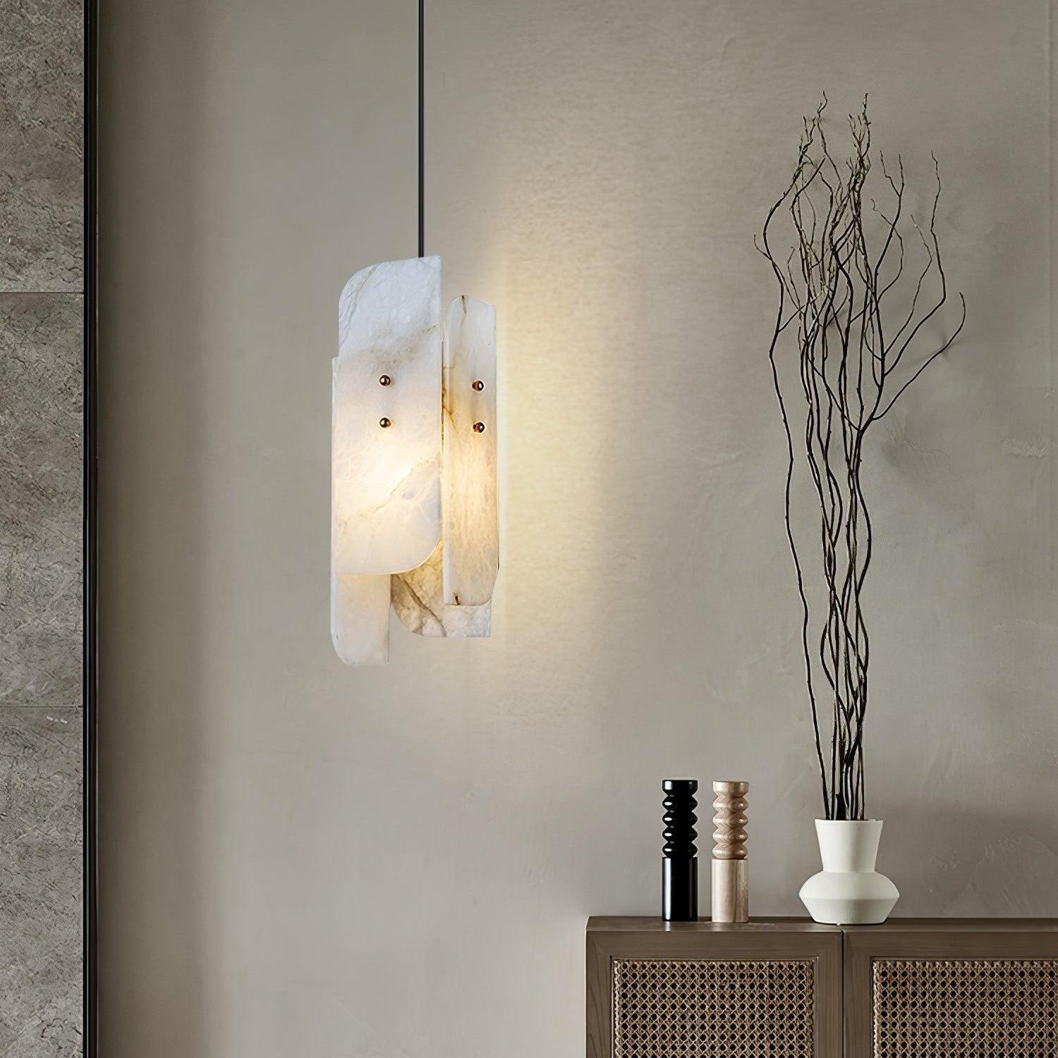 Mogaelis Pendant Light